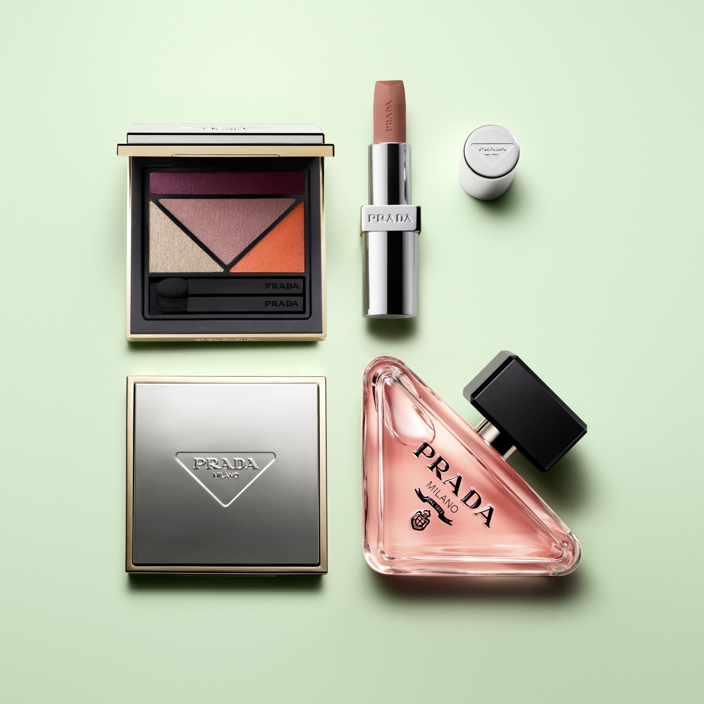 AVESSO MAGAZINE - PRADA  (8).png