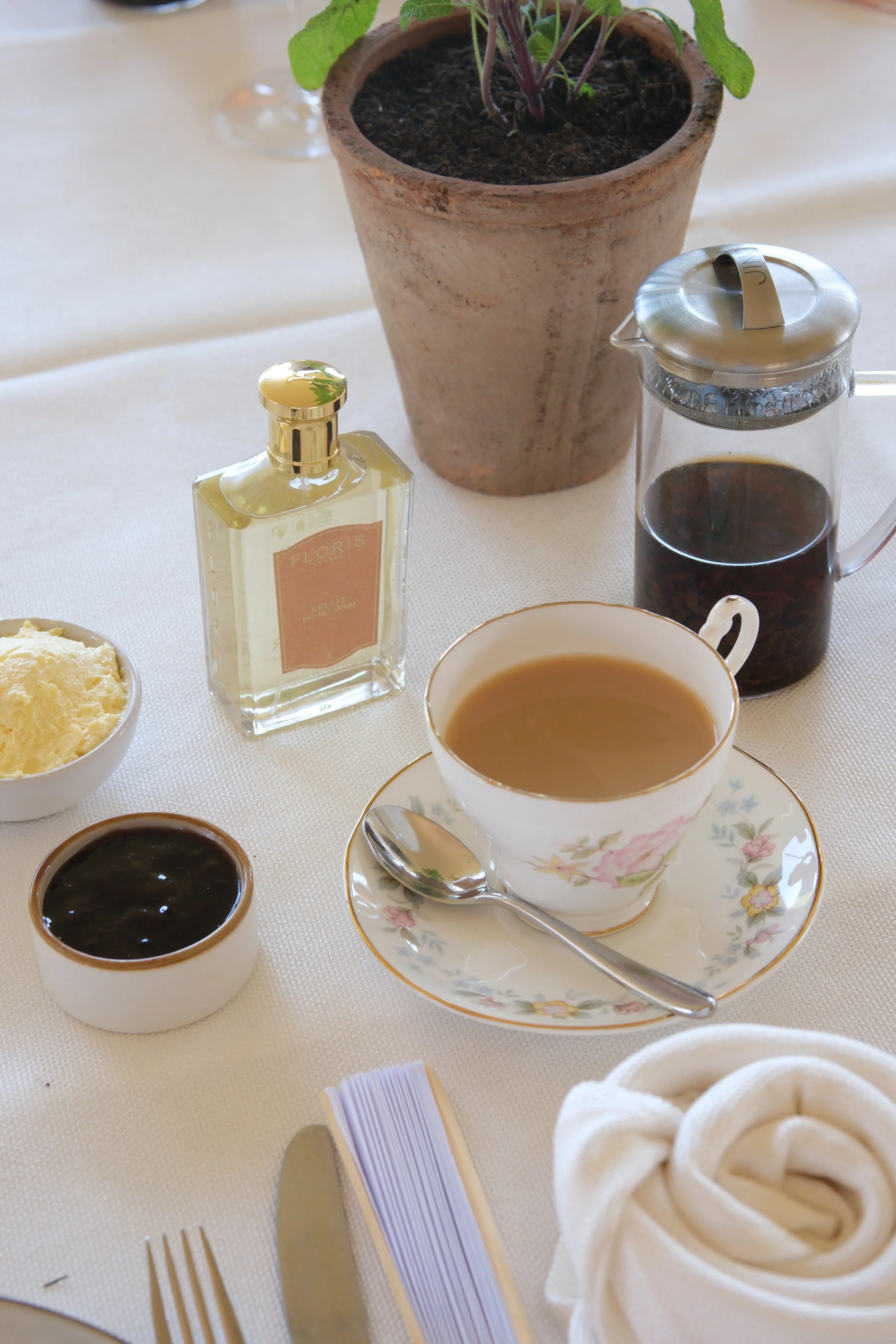 The Most Beautiful Afternoon Tea Experience You&nbsp;Will Have This Summer