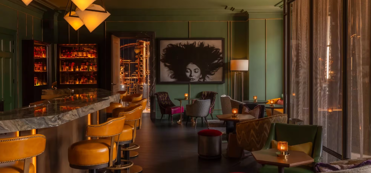 Advocatuur: the Rebelious Cocktail Bar at Rosewood Amsterdam