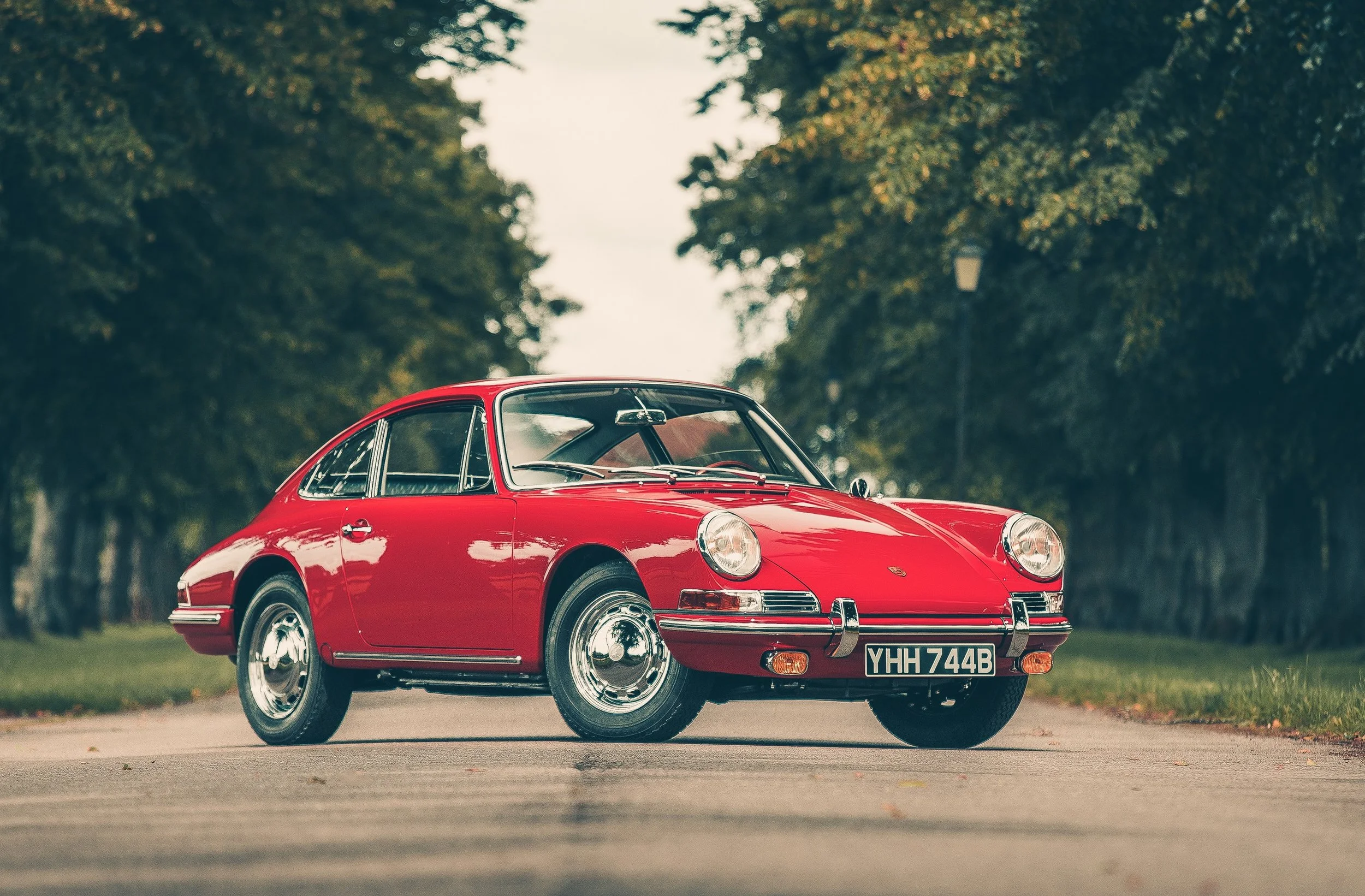 1964 Porsche 901 Front Right Three Quarter view.jpg