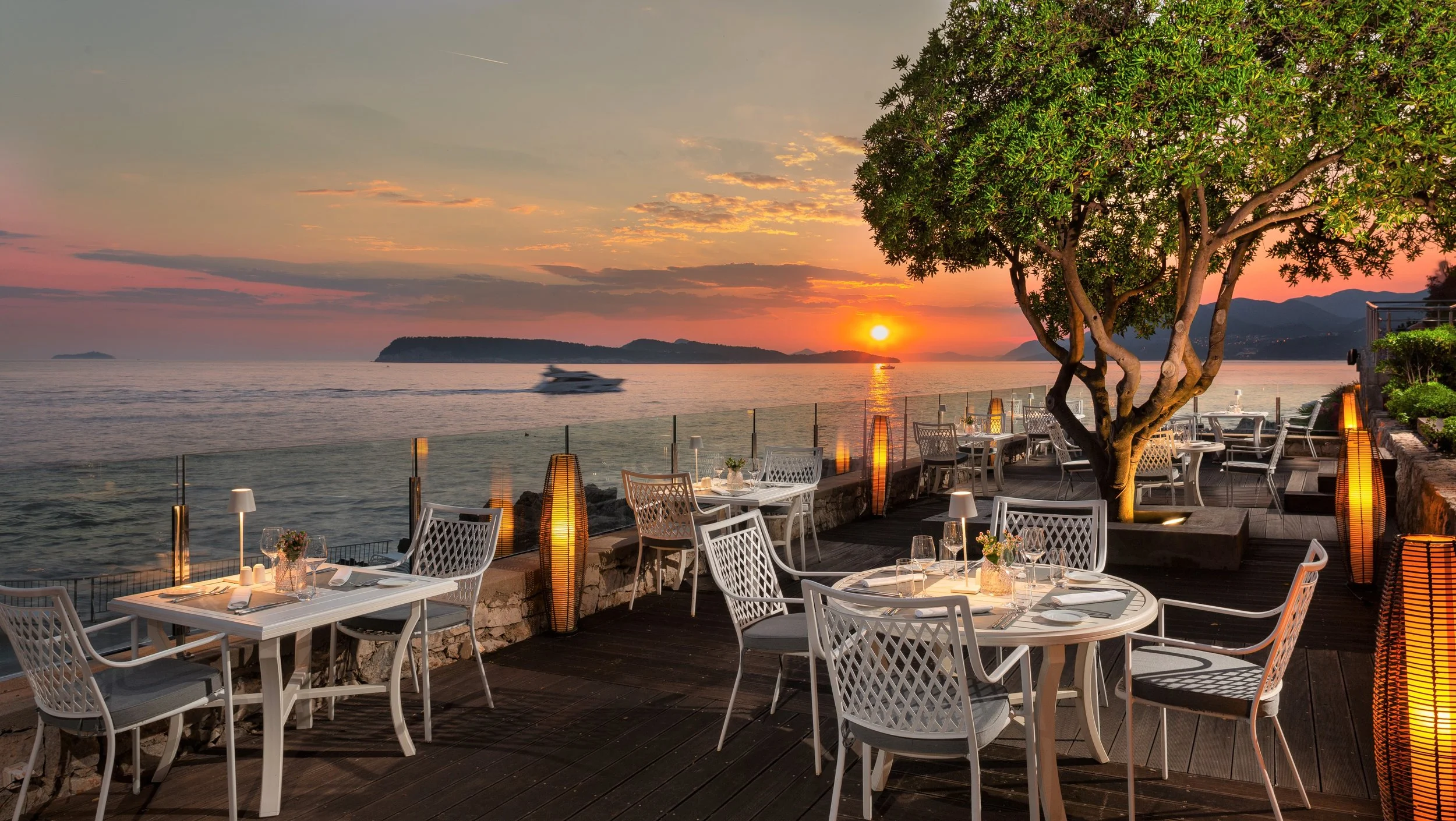 Sunset Restaurant-3.jpg
