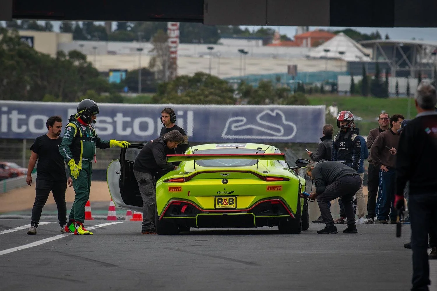 Estoril Exclusive Test - Avesso Magazine