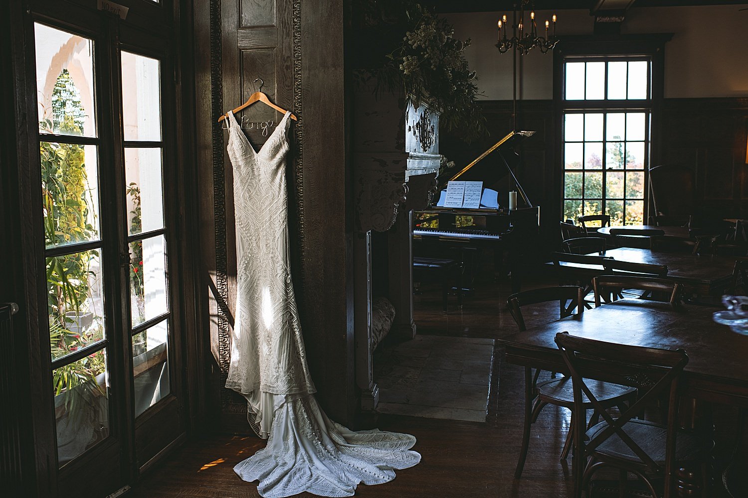 Aldworth-Manor-Wedding-Photography-2.jpg