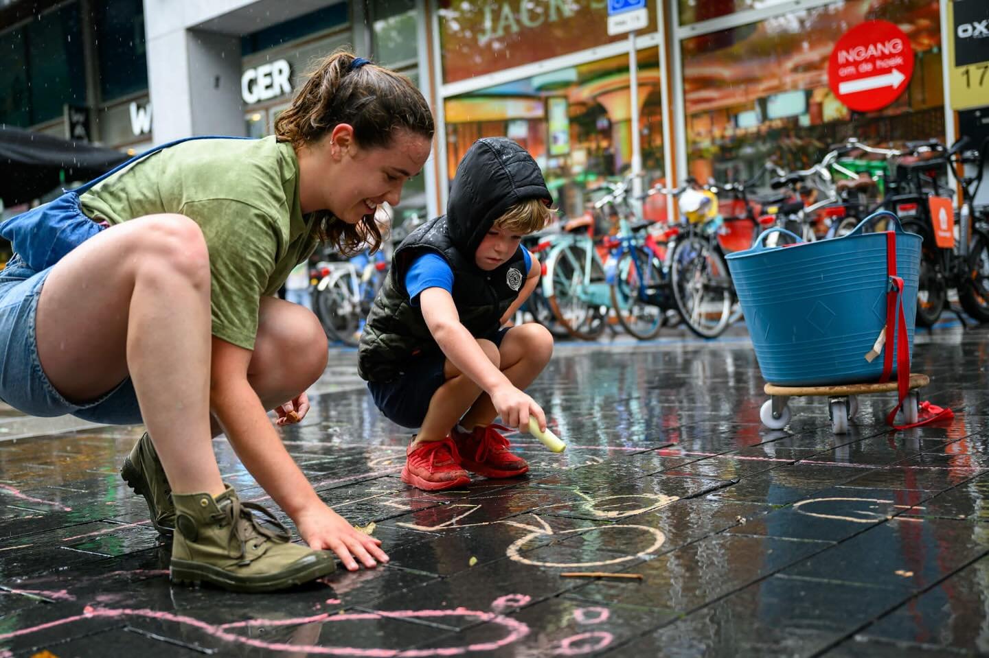 🌱 @dedanspunt 🌱

Aan komende zaterdag dansen wij bij de danspunt het Stoepkrijtduet. Wij hebben erzin!

Adres: spoorpark Tilburg 
Tijden: 14:30 - 15:00 en 15:45 - 16:15 

@jostijnligtvoetfotografie 
@kaapstad_tilburg