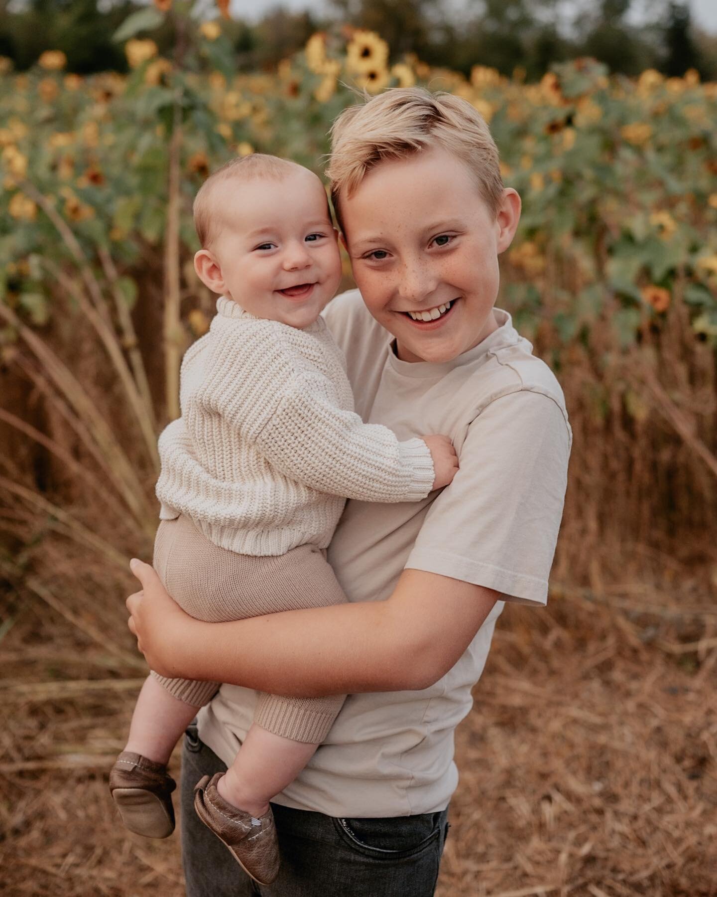 Late night editing calls for one of my favourite recent pic feat. My boys ❤️