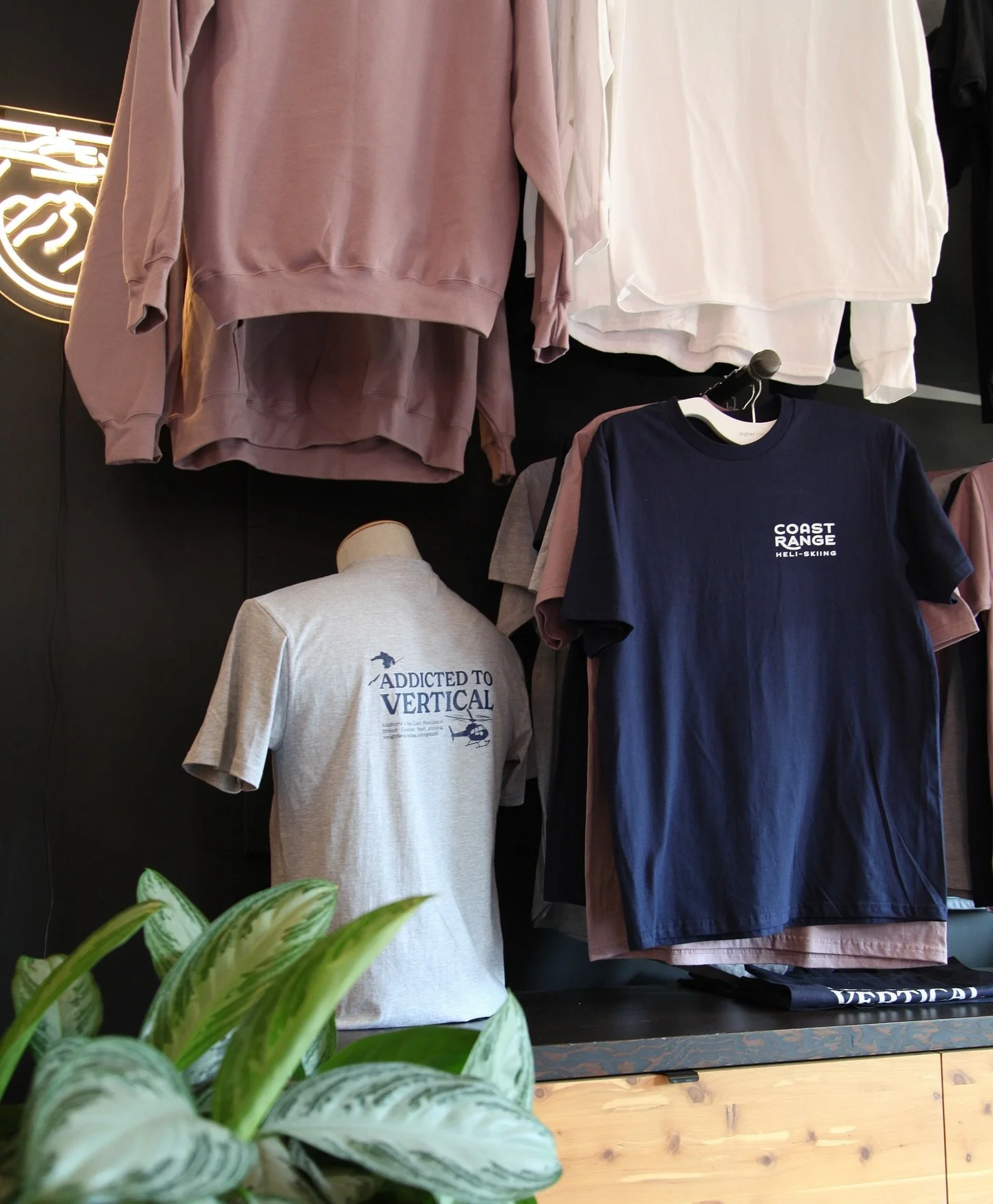 Our camera hitched a ride with Blackcomb Helicopters. (client work, peak edition)

Content creation + Merch design ✨

#agency #seatosky #creativeagency #merch #heli