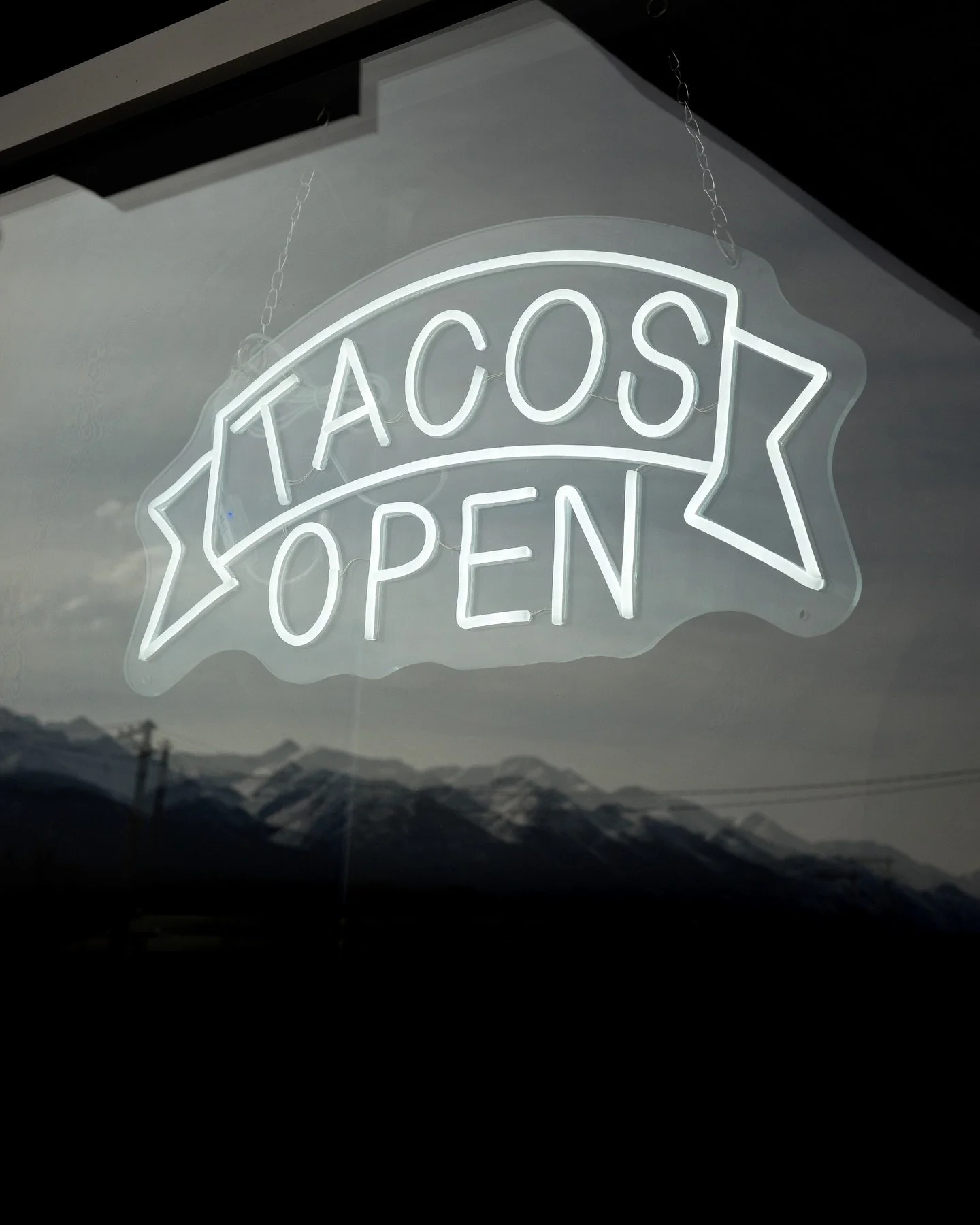 Around every corner, @reposados_tacos_golden&rsquo; new space was shaped with attention to details (design &amp; collaboration brought to life)