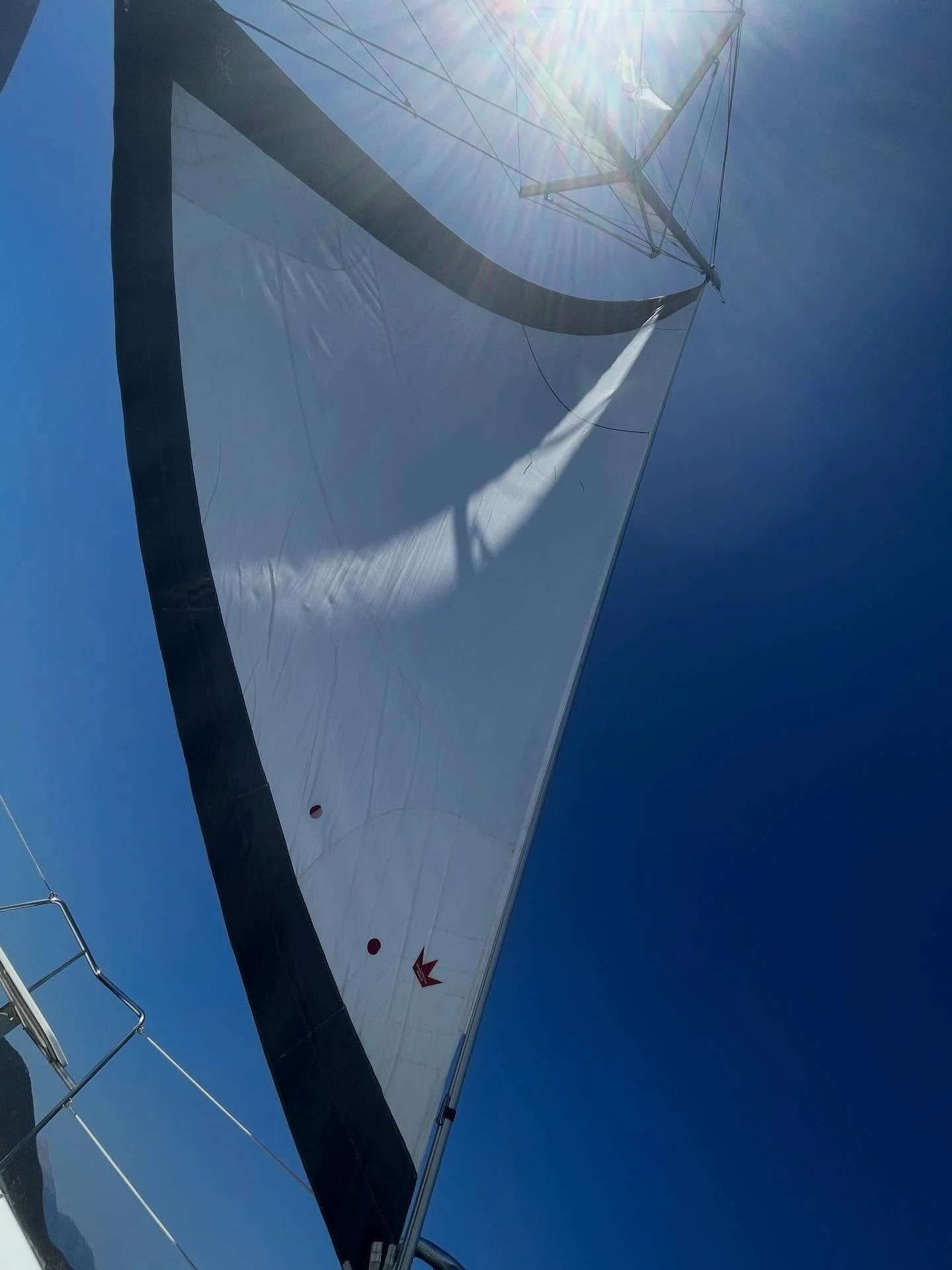 Day 16: Hydra to Agistri
Full hearts and easy sailing today. Lots of boats making their way back towards the mainland as Friday approaches. 
#sailinggreece🇬🇷