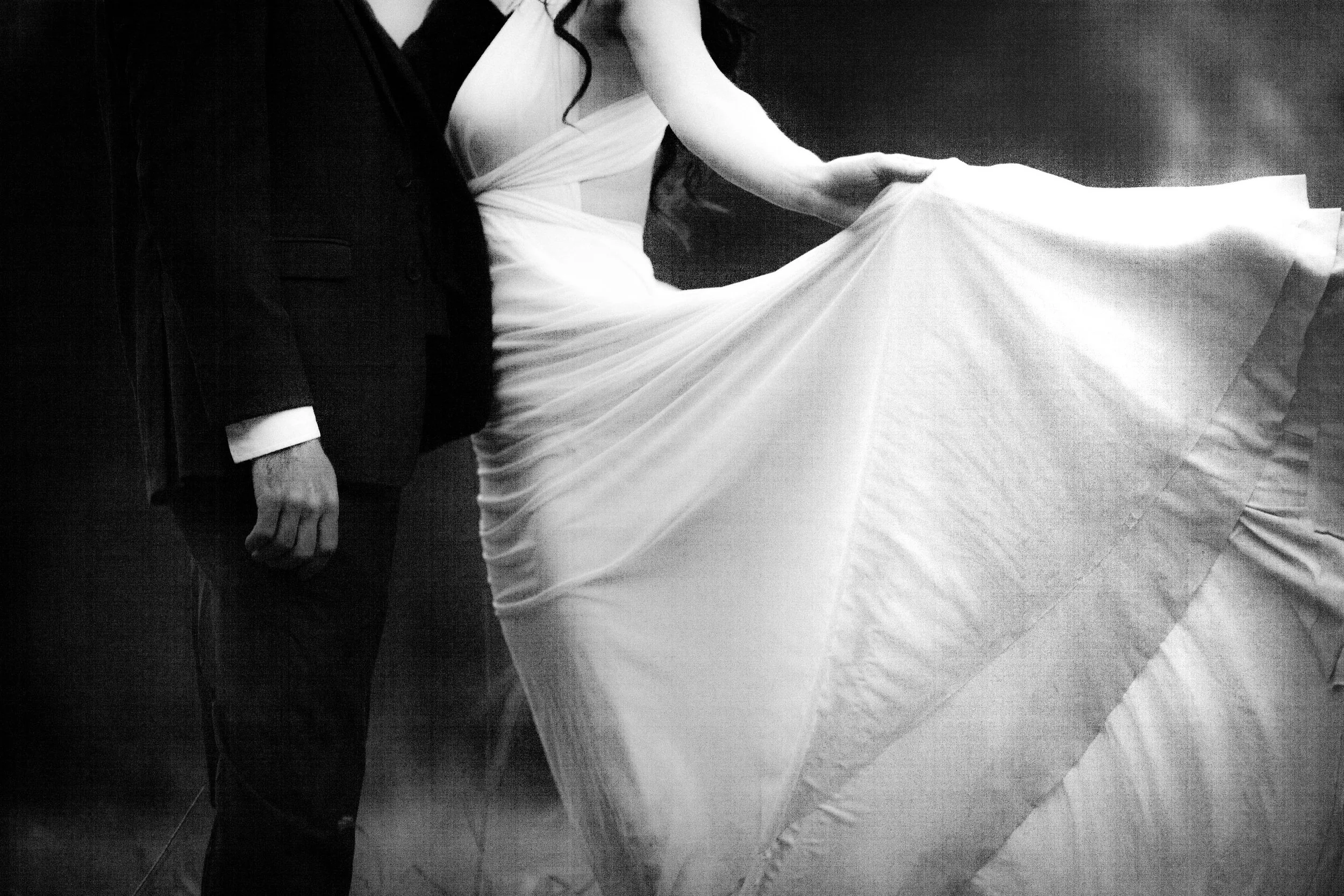 ©TonyaMerkePhotography-Yosemite-California-Wedding-WeddingCouple-BrideandGroom-AdventureWedding-EditorialWedding-Candid-BW-3.jpg