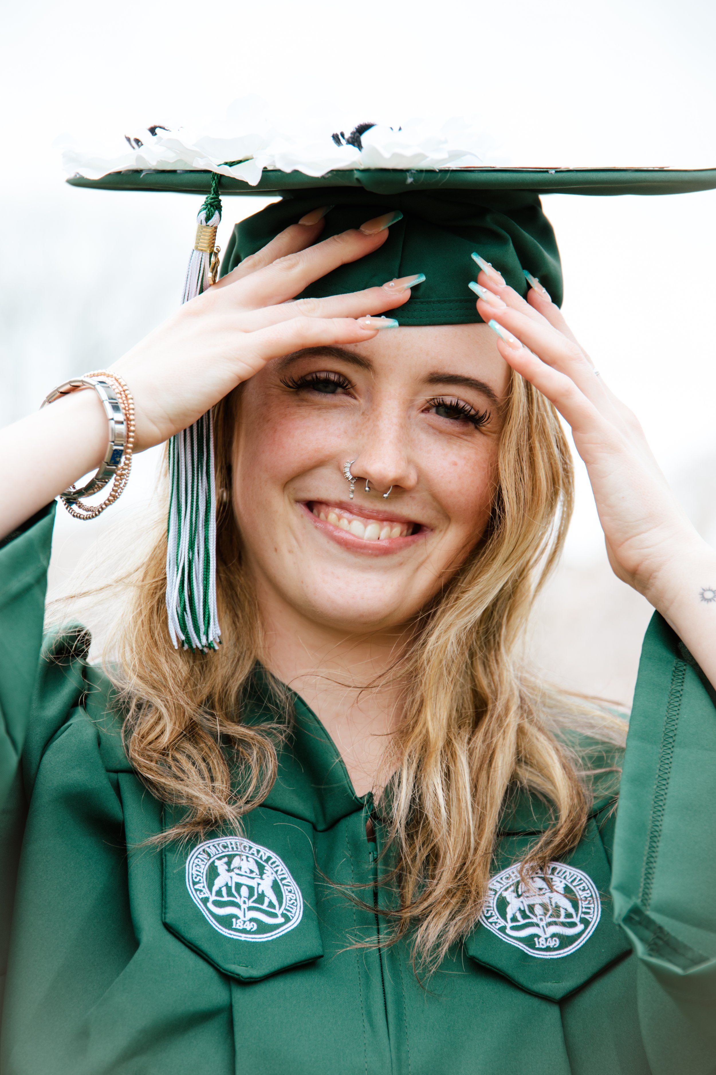 Emma.GRAD.041925-10.jpg