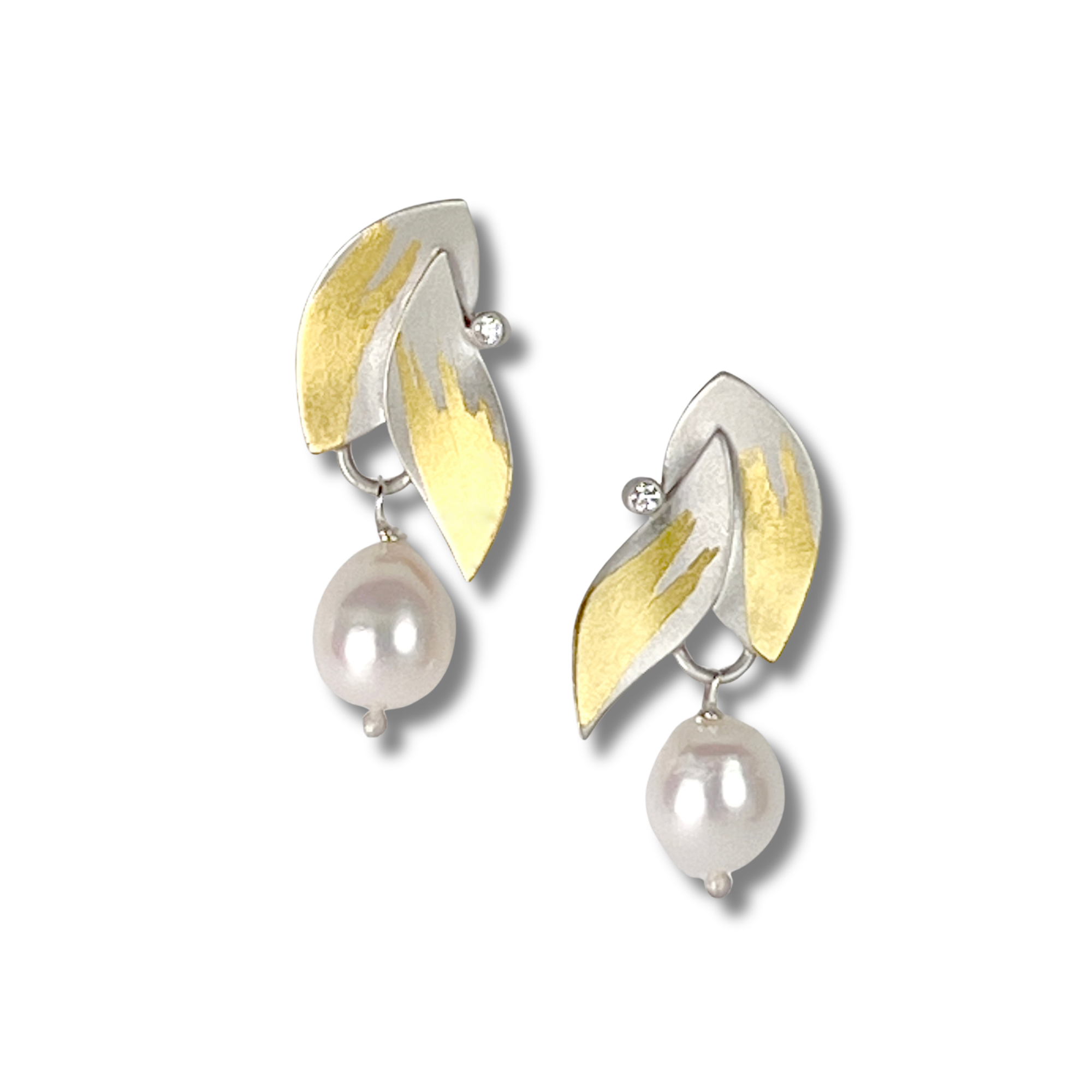 Leaves & Drop Pearl Stud Earrings