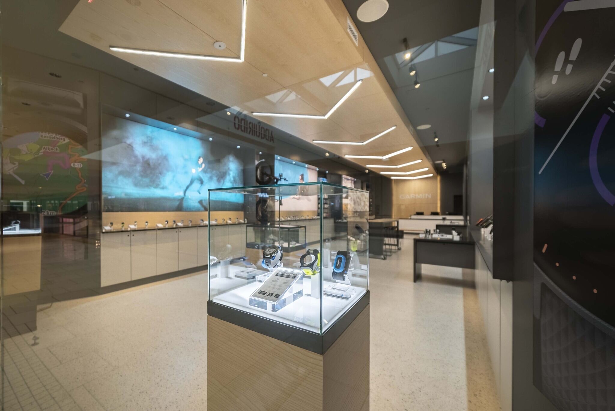 display-case-in-garmin-aventura-mckenzie.jpeg