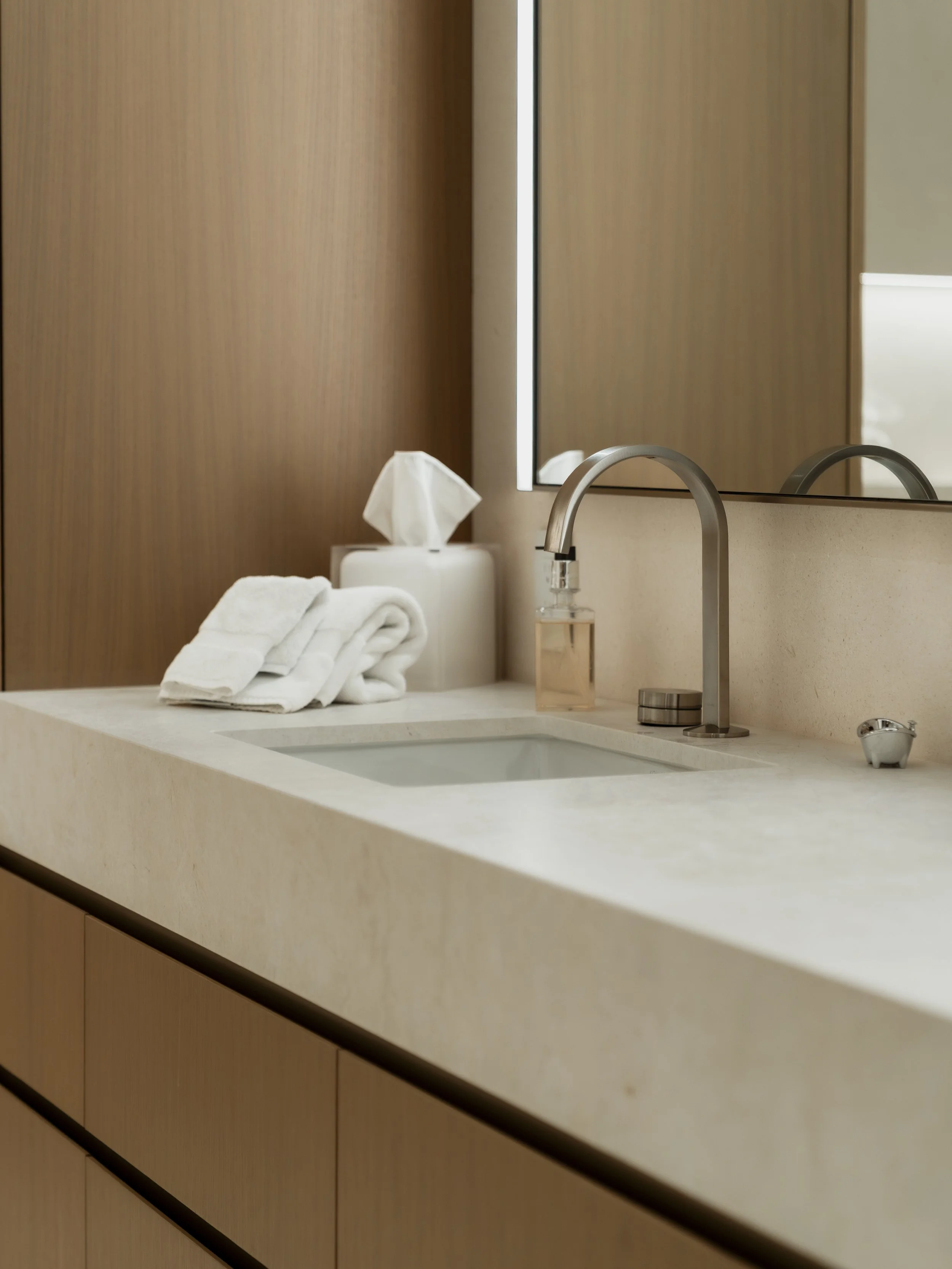 Bath Club Condo Residence Miami-34.jpg