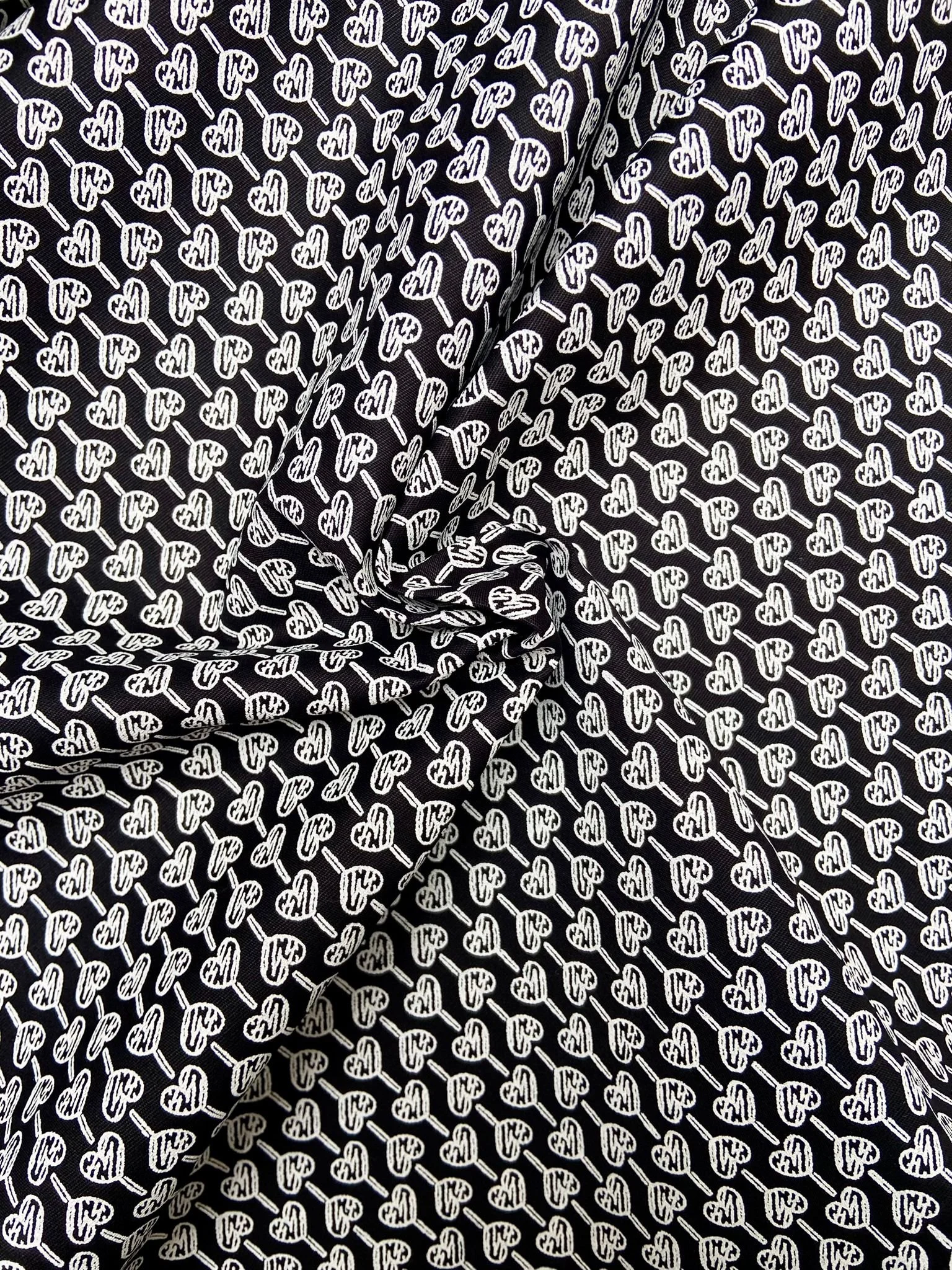 900184 - Pirulito de Corações Preto