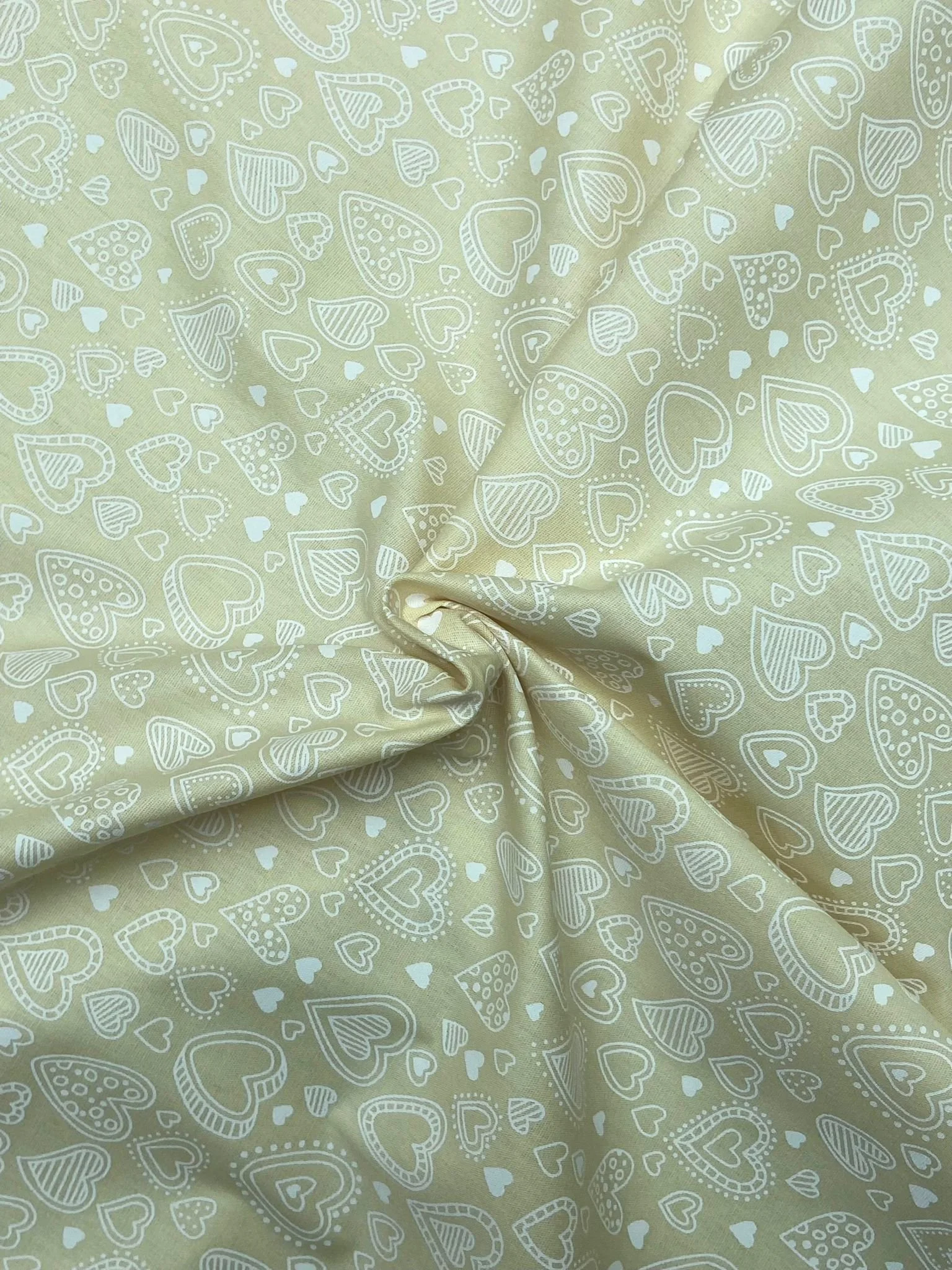 900141 - Multi Corações Creme