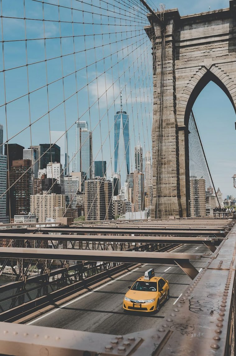 View across the Brooklyn Bridge toward the Manhattan skyline.