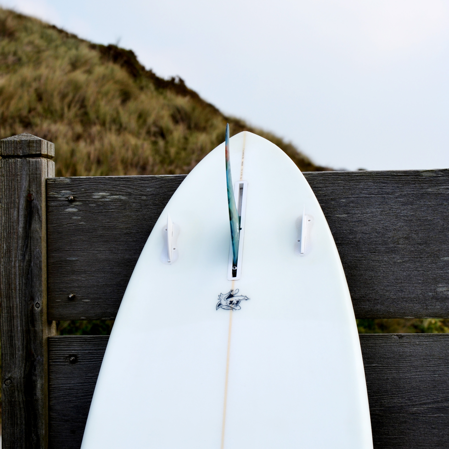 Side Bite, Surfing, surfboard, fins, control, speed, Lightweight, cornwall, local, sustainability, stoked, rad, ocean, Black, white, benthos surf, the floater, bonza, quad, thruster, single fin,