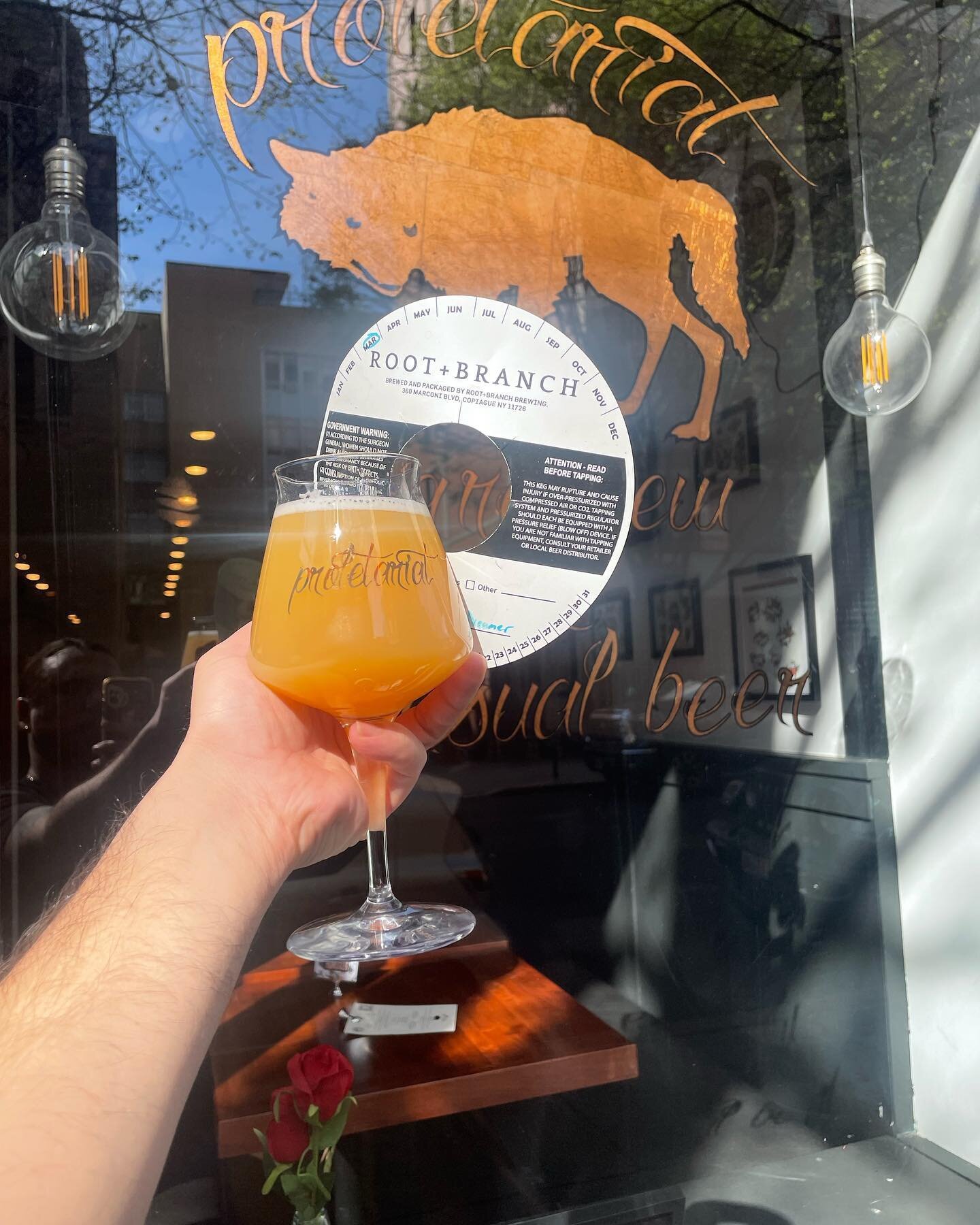 Hola!!

New on draft from our homies @rootandbranchbrewing / @thetestbrewery Dream Dreams The Dreamer - Overnight Multi Oat wheat IPA exclusively hopped w/ Simcoe 

See you at 5pm 👿⛓

#craftbeer