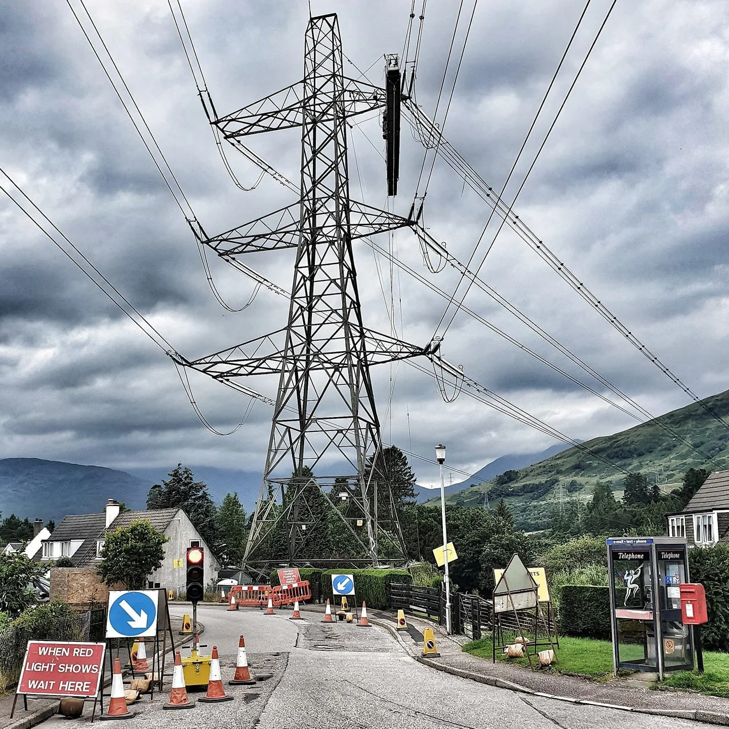 No more pylons Dalmally.jpg