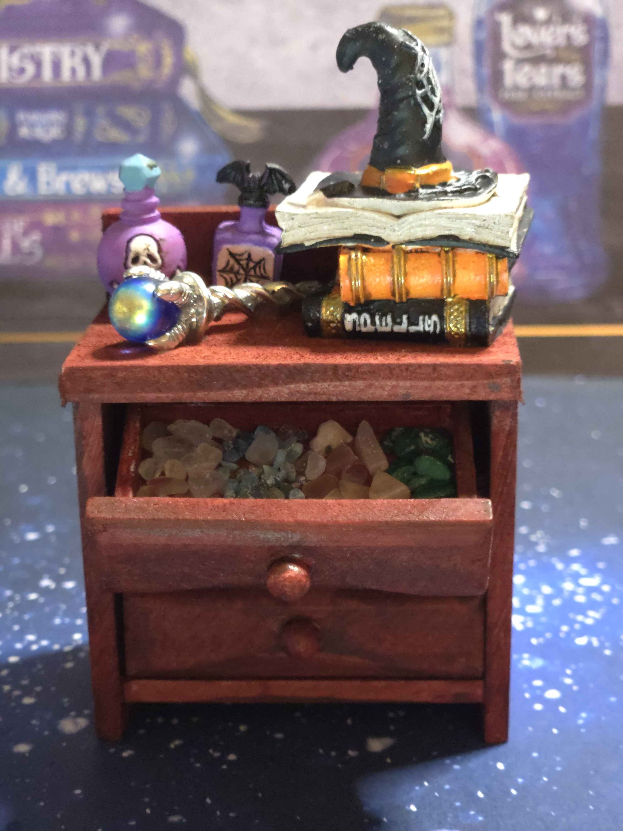 witch-hat-mini4.jpg