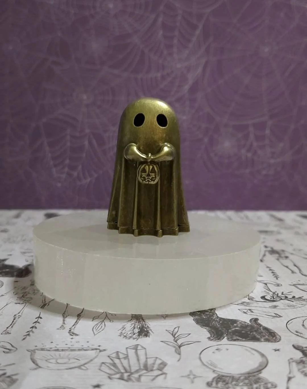Ghost Incense Holder