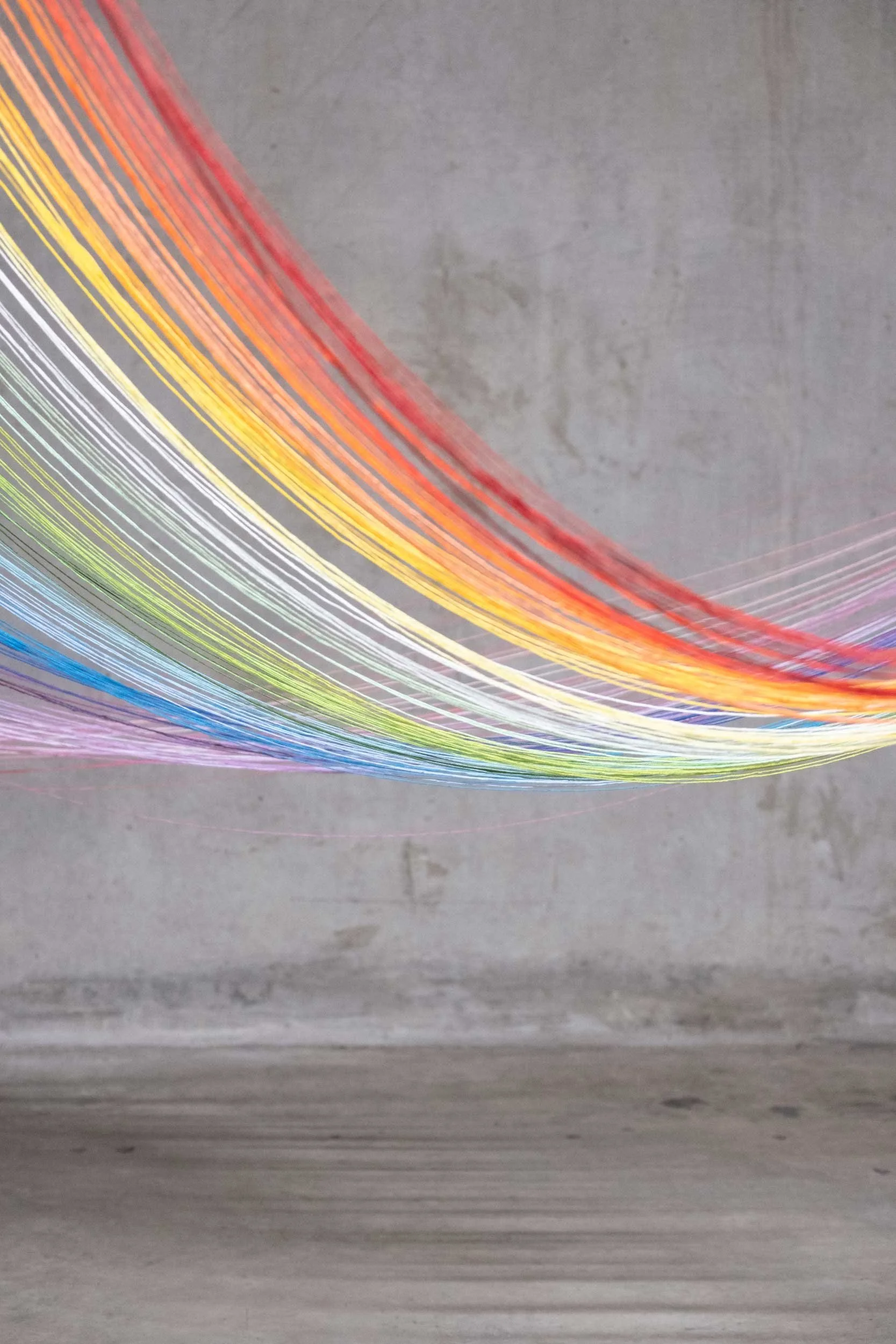 Suspended cotton thread used for artwork