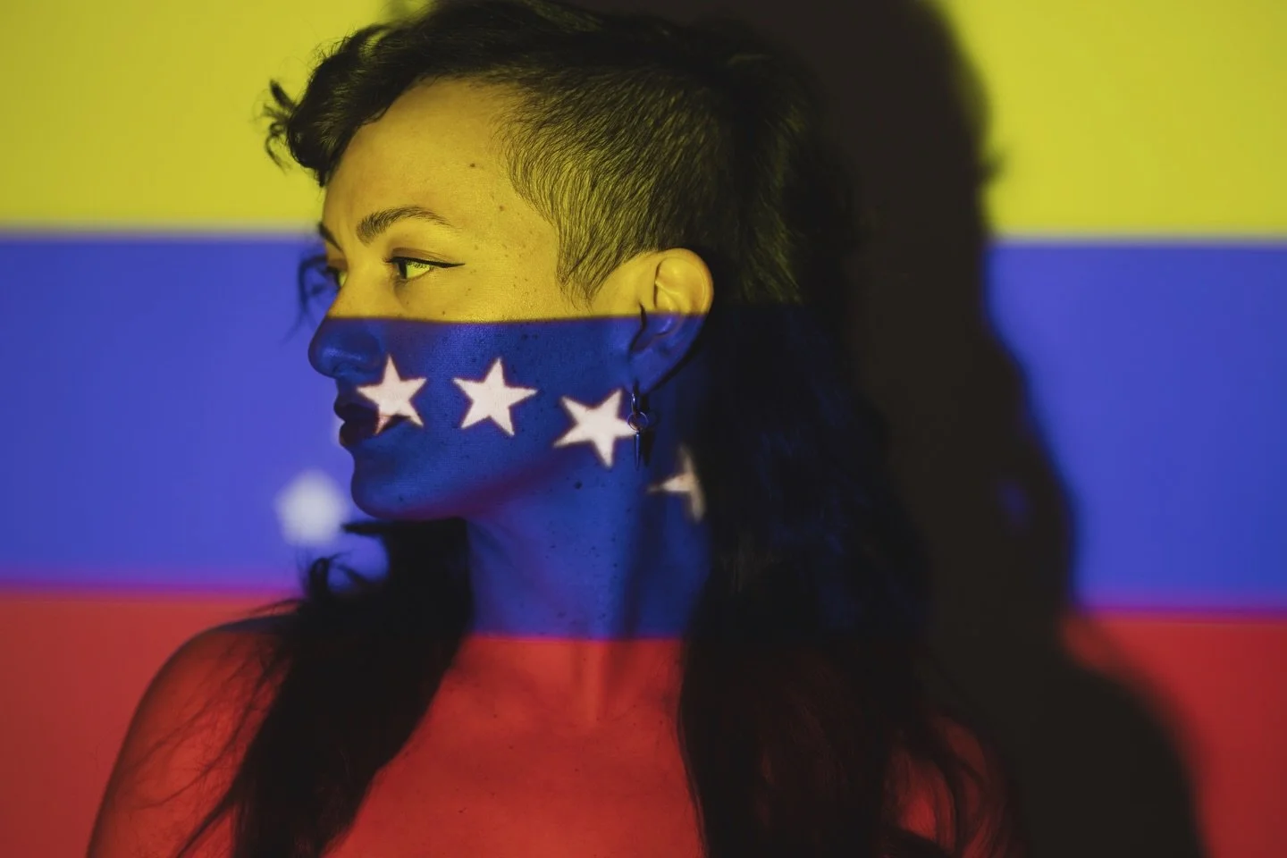 I grew up in America but in our blood and home,  Venezuela is always present. En la m&uacute;sica, en la voz y canto de mi mam&aacute;, en mi familia alla, en su comida, en todo lo que ella hace, siempre vivir&aacute; Venezuela en ella y en mi 🇻🇪✨
