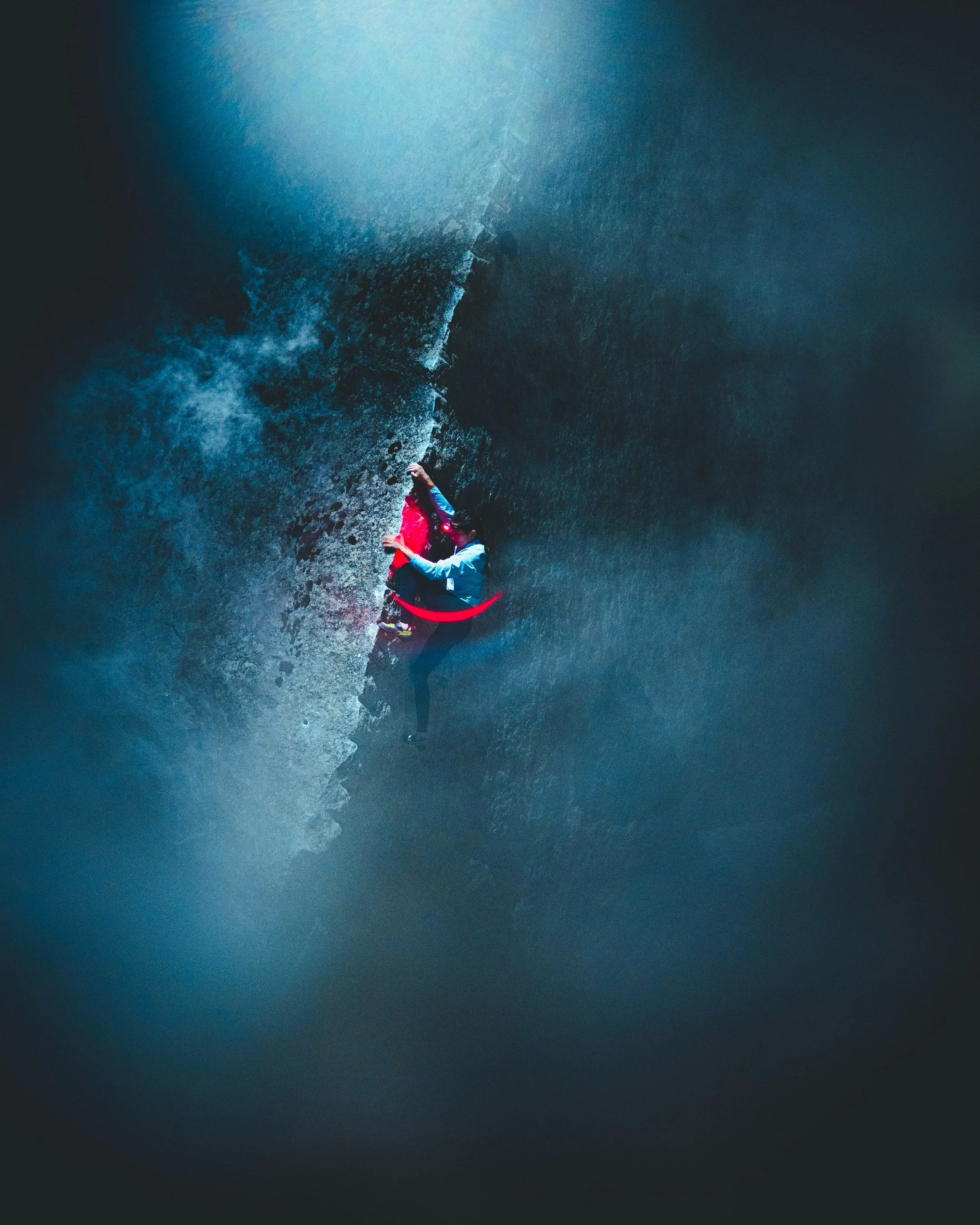 Some frames from METTLE - An editorial climbing project featuring Kyra Condie @kyra_condie 

This was a really cool project I was enthralled to be a part of. A lot of really talented people I&rsquo;ve admired infront of and behind the glass I got to 
