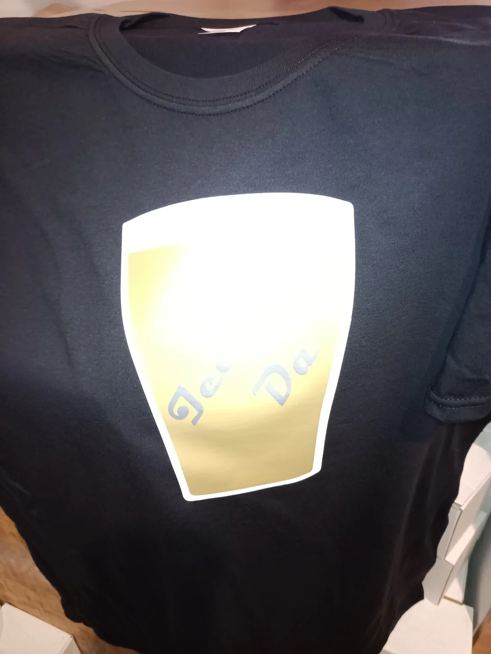 IECHYD DA YAKI DA Cheers Good Health T Shirt — Retrosheep