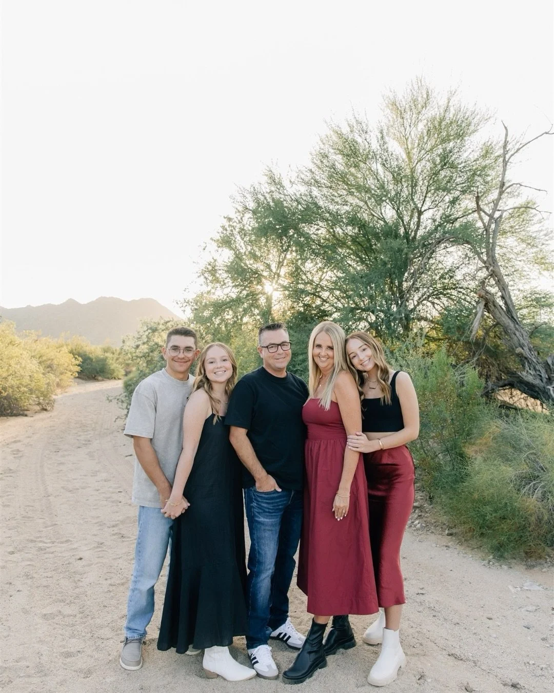 Family sessions are my favorite kind of magic.✨

You know when you meet those families and you just click? The Dupperon&rsquo;s made my job so easy! Between Blaire&rsquo;s posing and Brittan&rsquo;s smile, the colors they chose, and the sunset to end