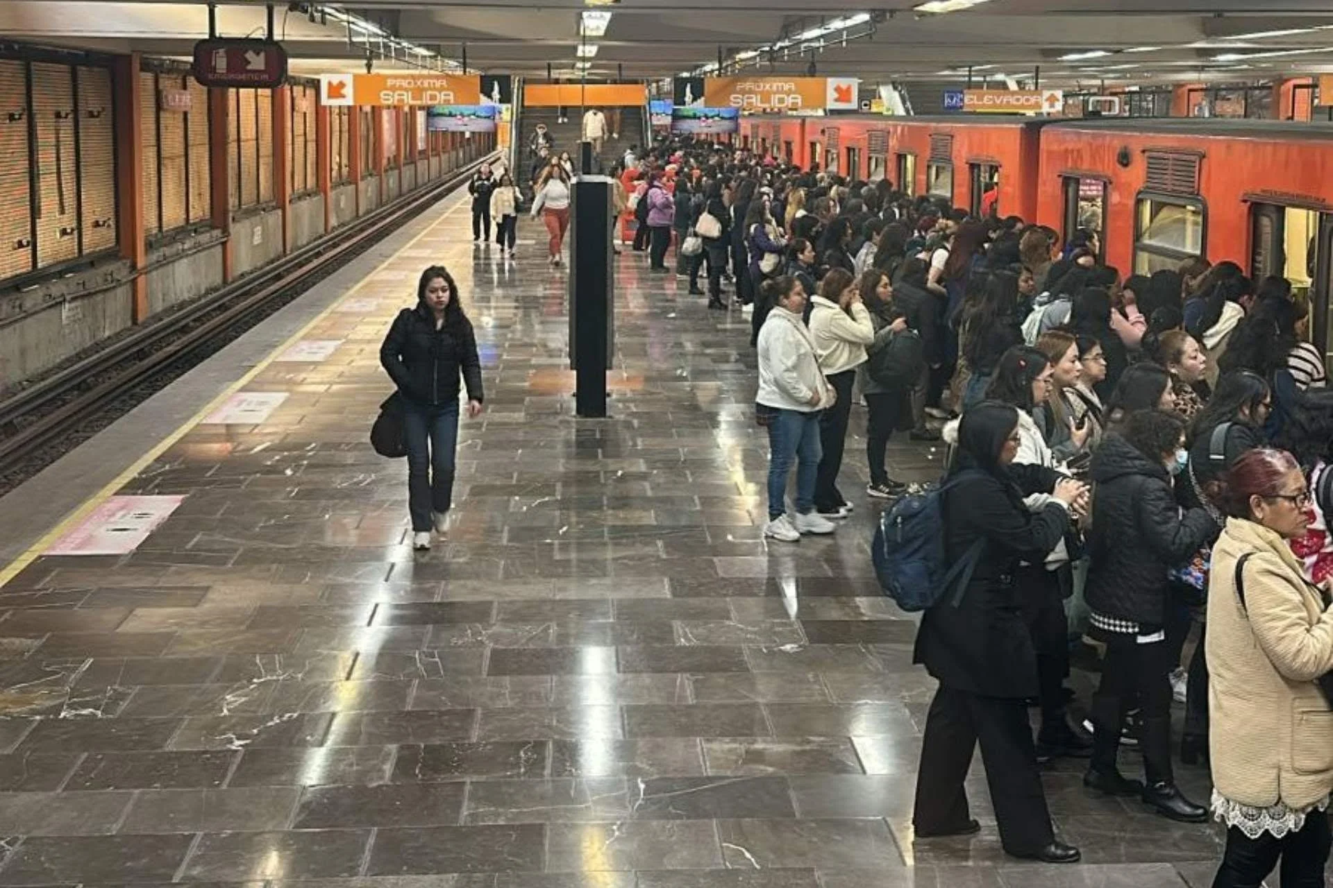 Metro de la CDMX cambiará el horario de su servicio este jueves y viernes Santo