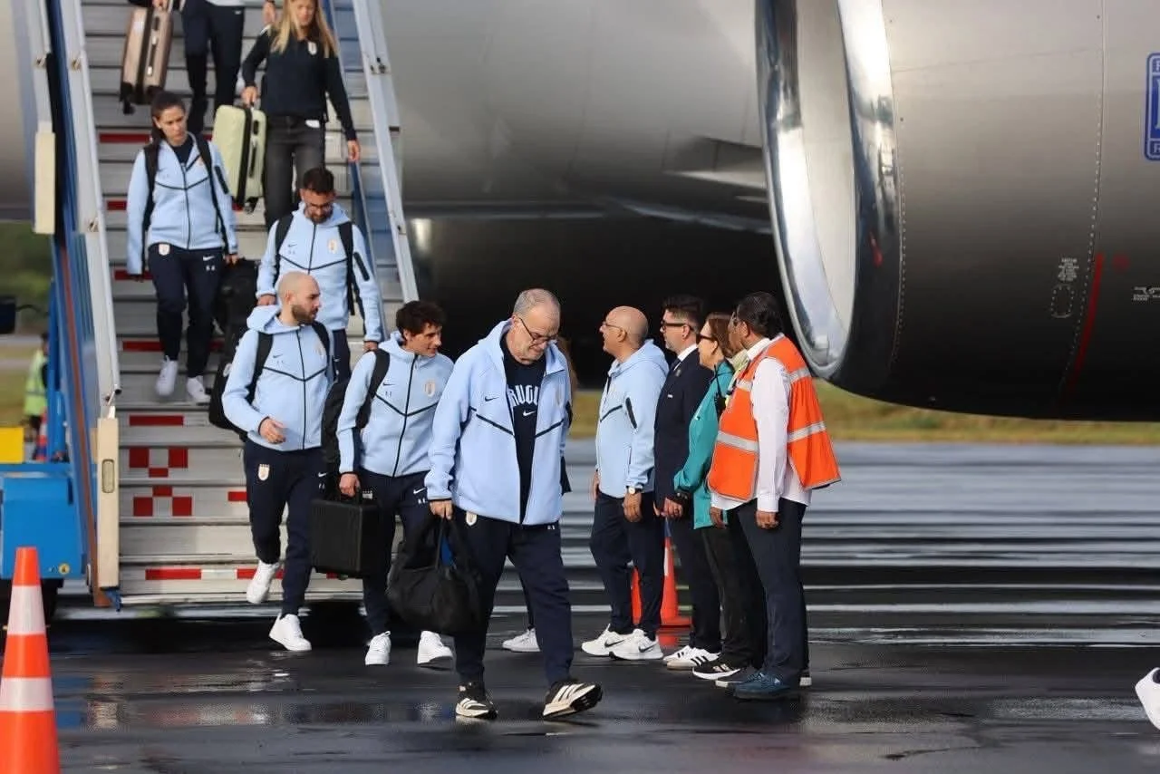 Selección de Uruguay llega a su base de concentración en Quintana Roo, rumbo al Mundial 2026