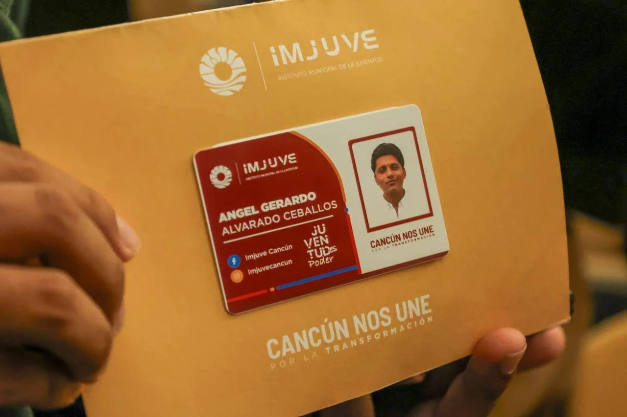 Programa "Juventud es Poder" estrenará nuevas tarjetas y ampliará beneficios para jóvenes en Cancún