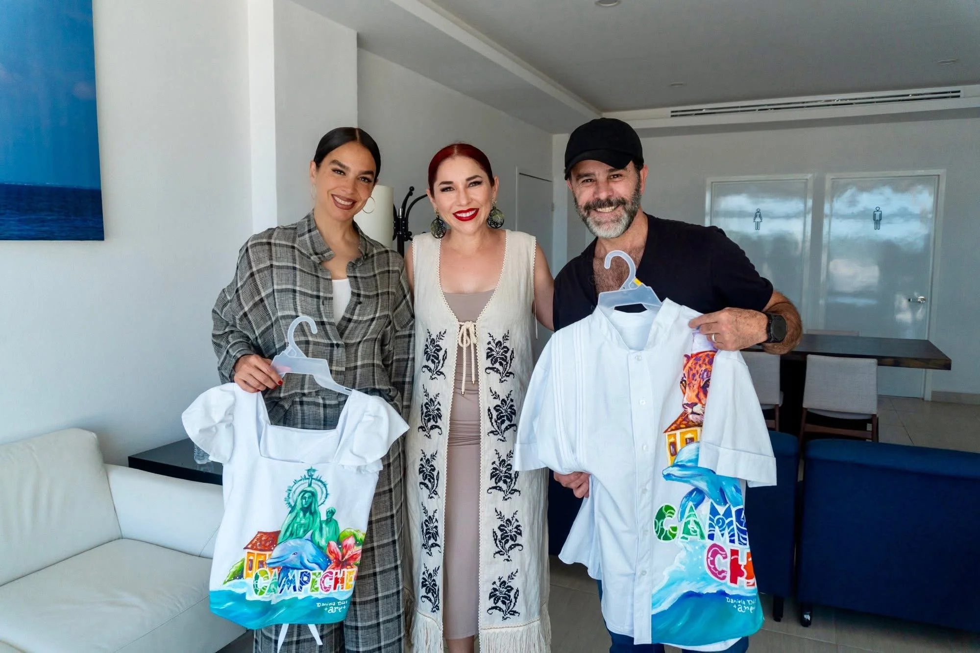Los artistas mexicanos Biby Gaytán y Eduardo Capetillo visitaron Isla Aguada y Palizada en compañía de la secretaria de Turismo