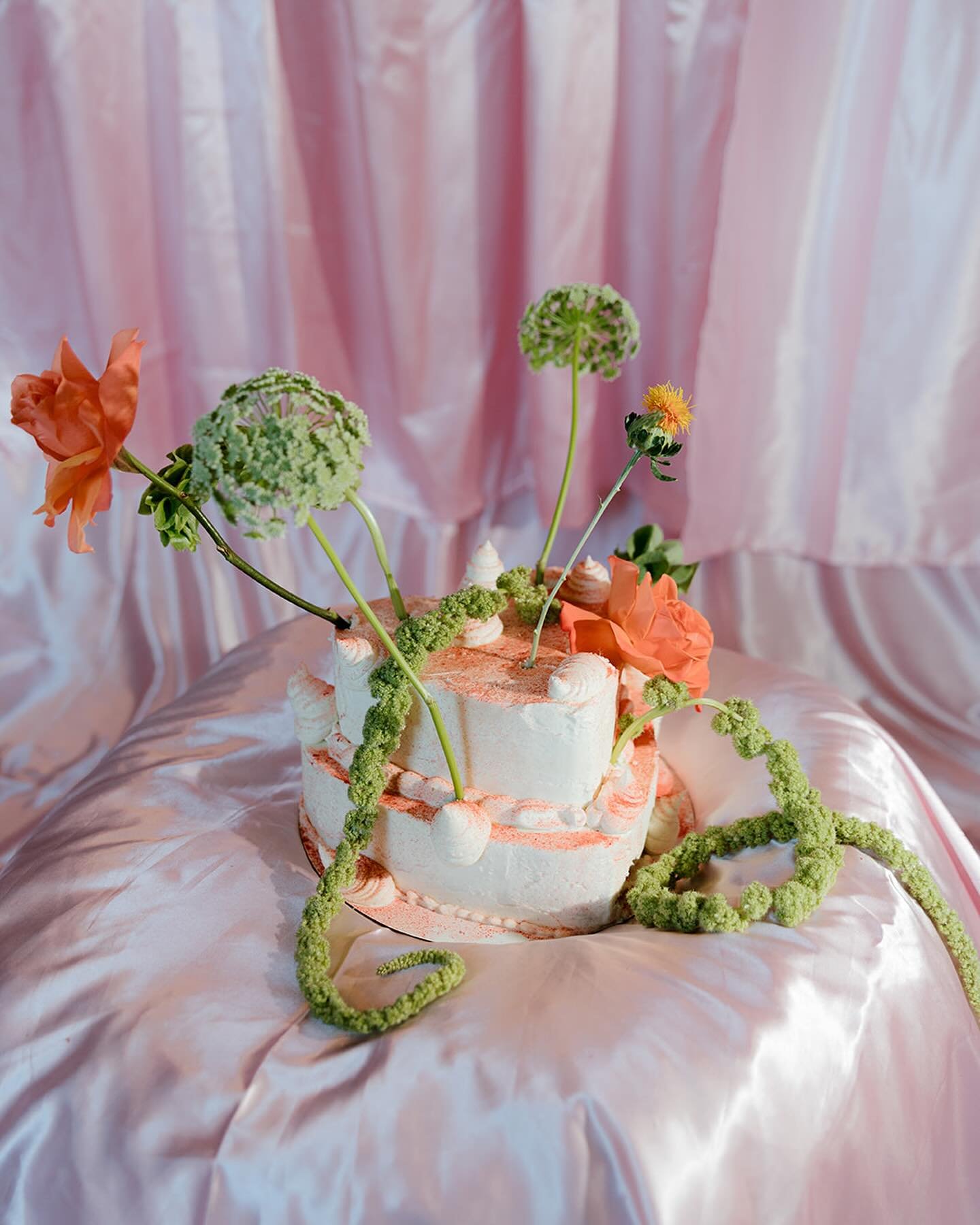 👅 🍰 🤌🏻🌿
Photography: @joanna_creates 
Venue: @signora__solare