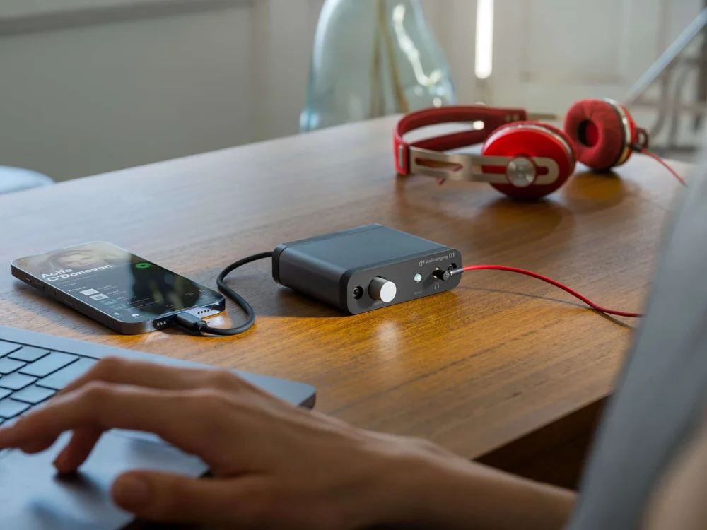 D1 Portable DAC and Headphone Amplifier (Gen 2) — Audioengine