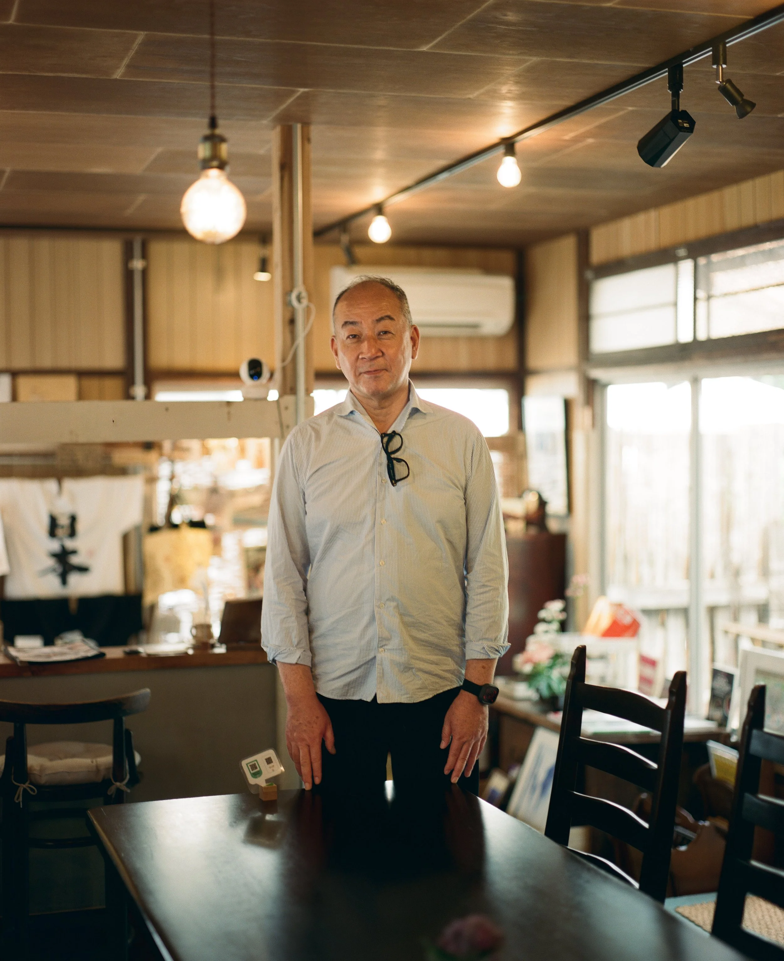 16-Jun, Kawai-san, Yanaka, Pentax 67.jpg