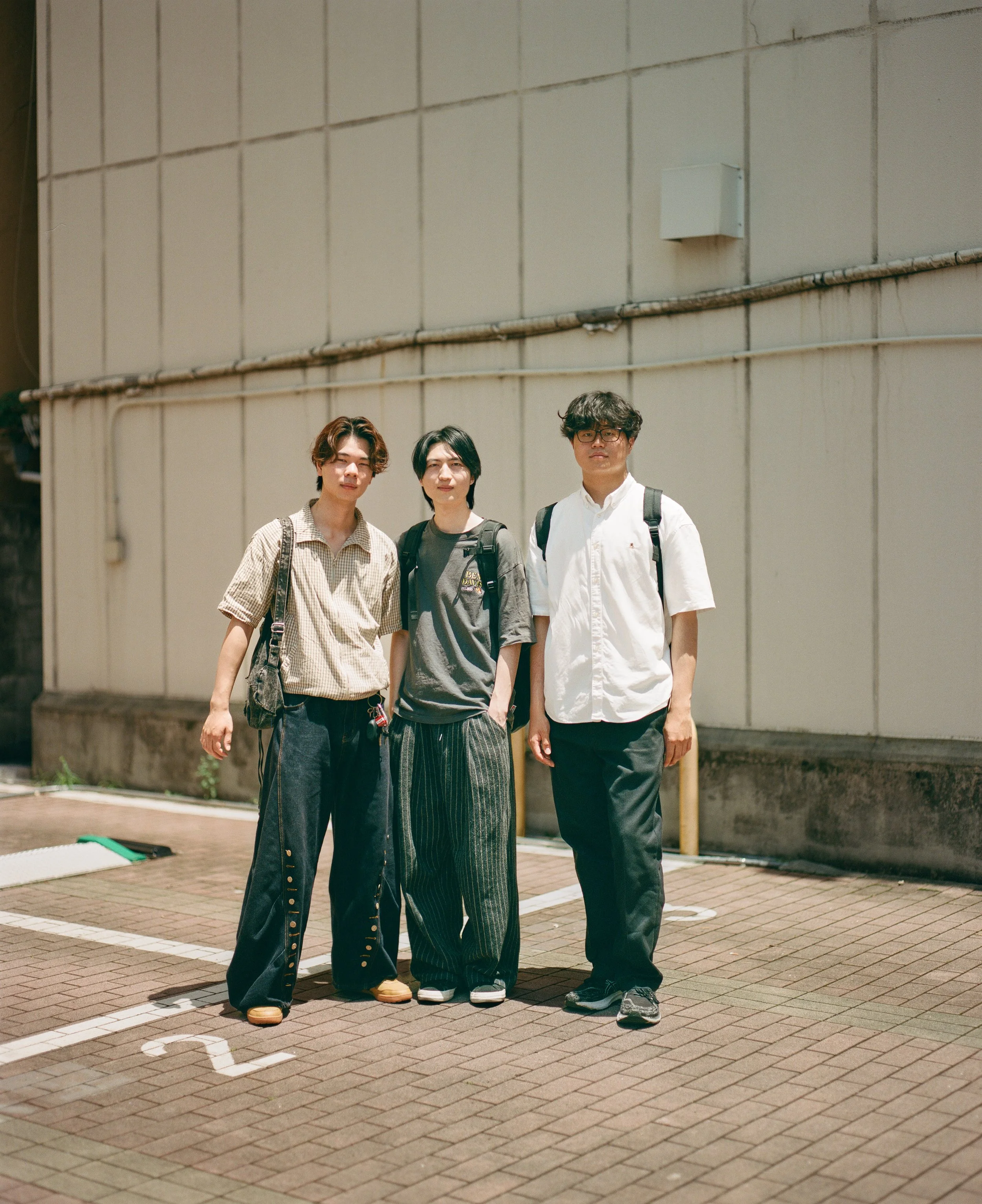 Physics students of Tokyo Science University near Kagurazaka. Talking with them was my most direct use of my electronics engineering degree - I told them I hated solid state physics when I was at their stage in my education.
