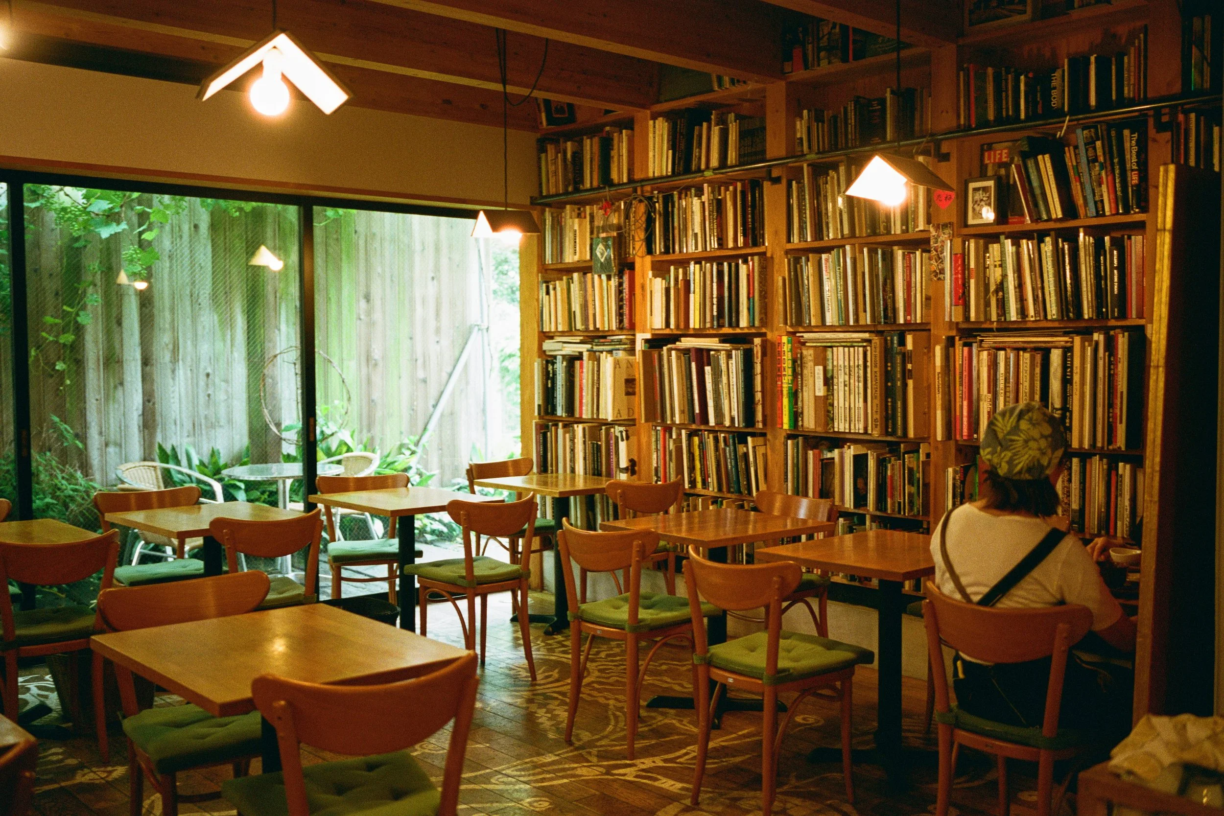 18-Jun, Photobook Diner Megutama, Leica M3.jpg