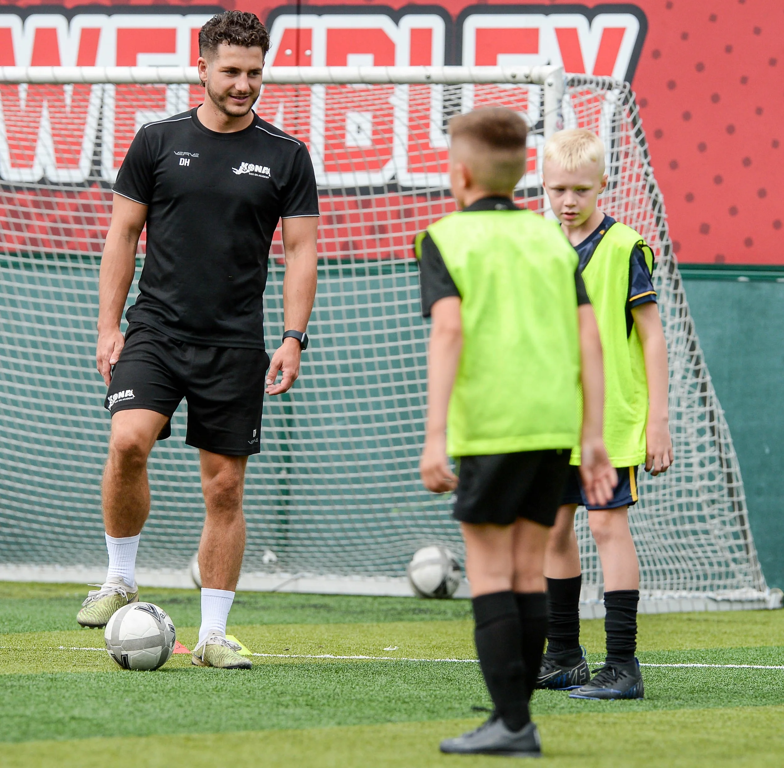 WEDNESDAY 6–7PM OUTFIELD & GK | AGES 6–8 SUBSCRIPTION