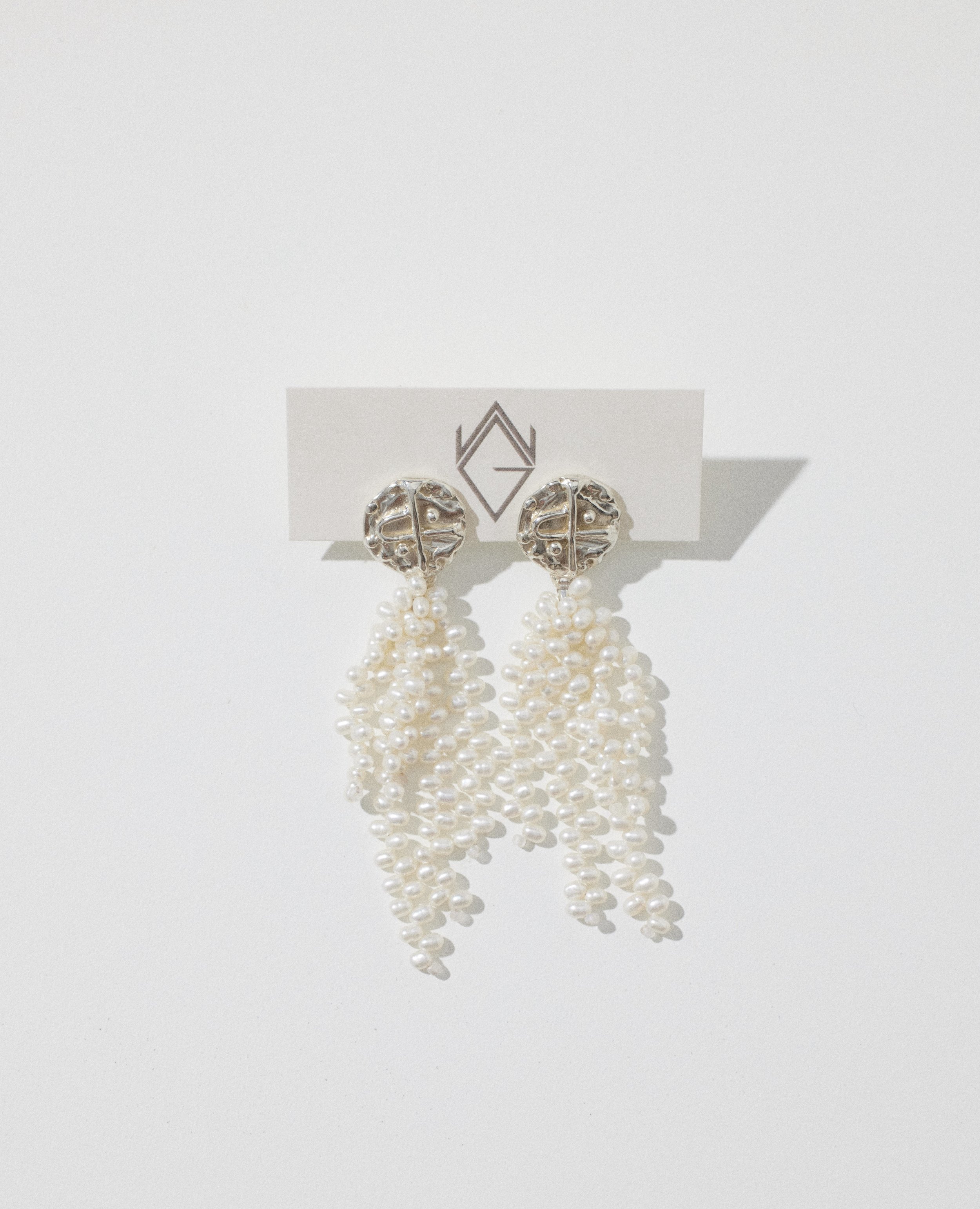 Pearl_Earrings1.jpg