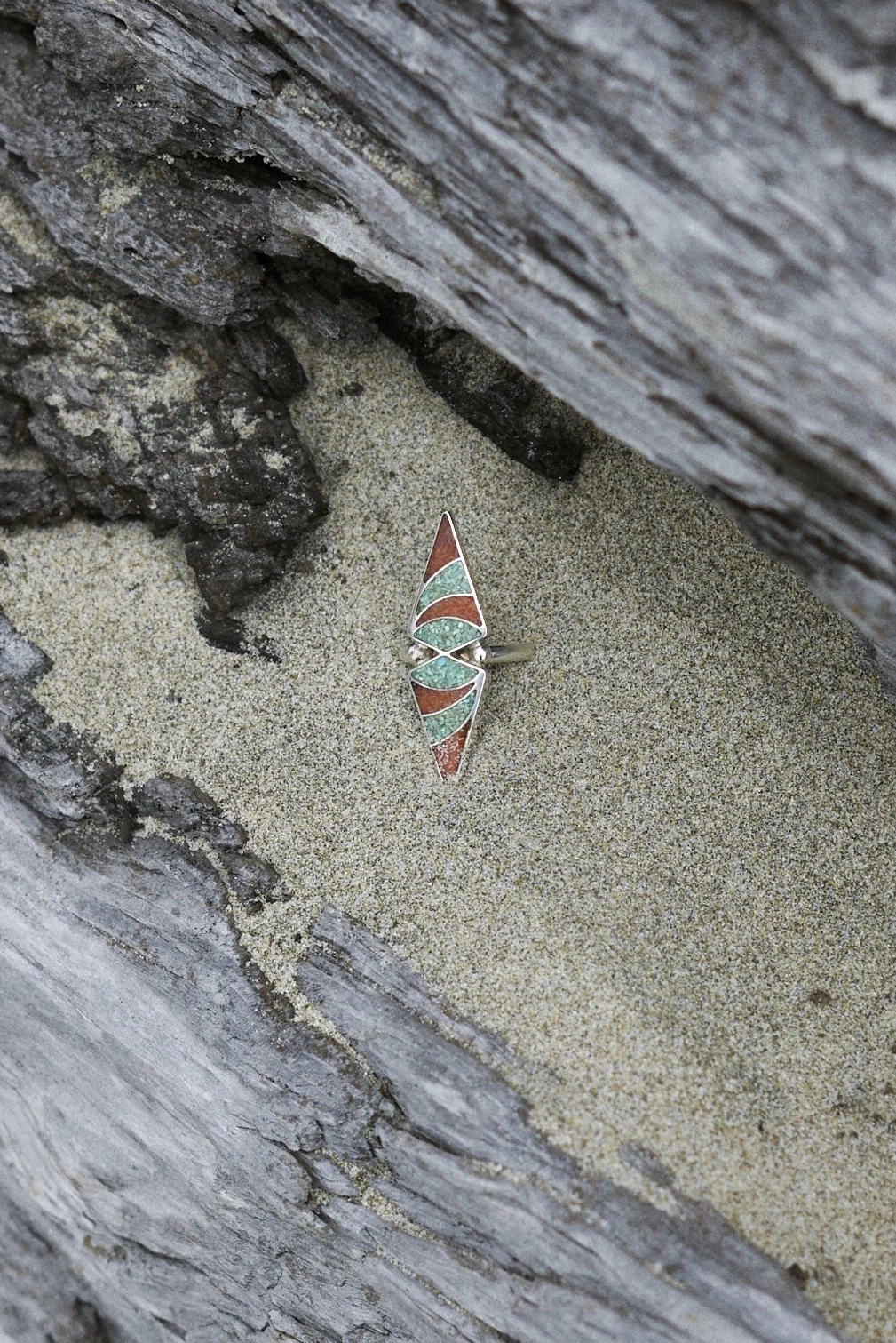 Rare Vintage Navajo Silver, Turquoise & Coral Inlay Ring | Size 6.75
