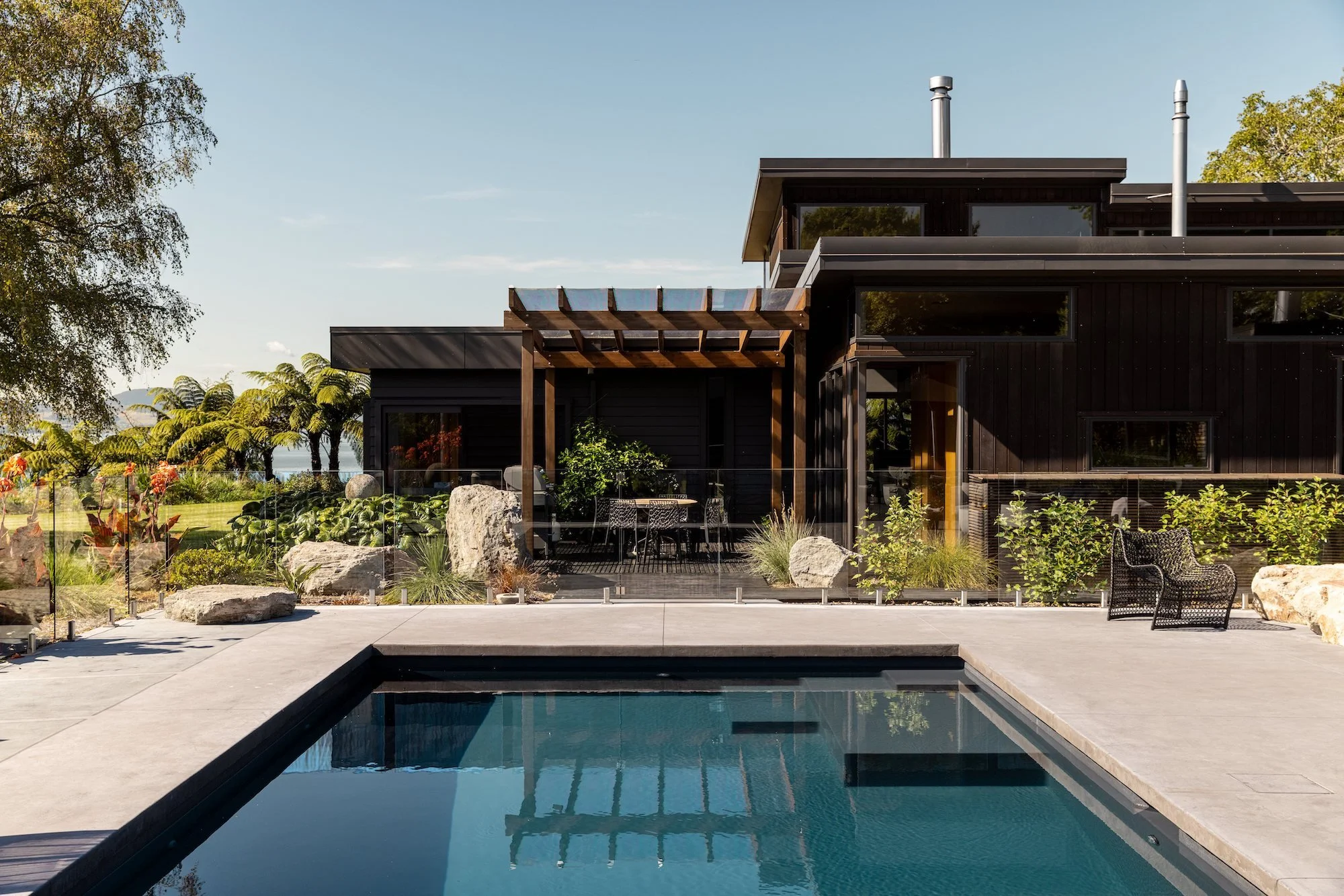 Meticulous Design Choices Make for an effortless Polish — Mayfair Pools ...