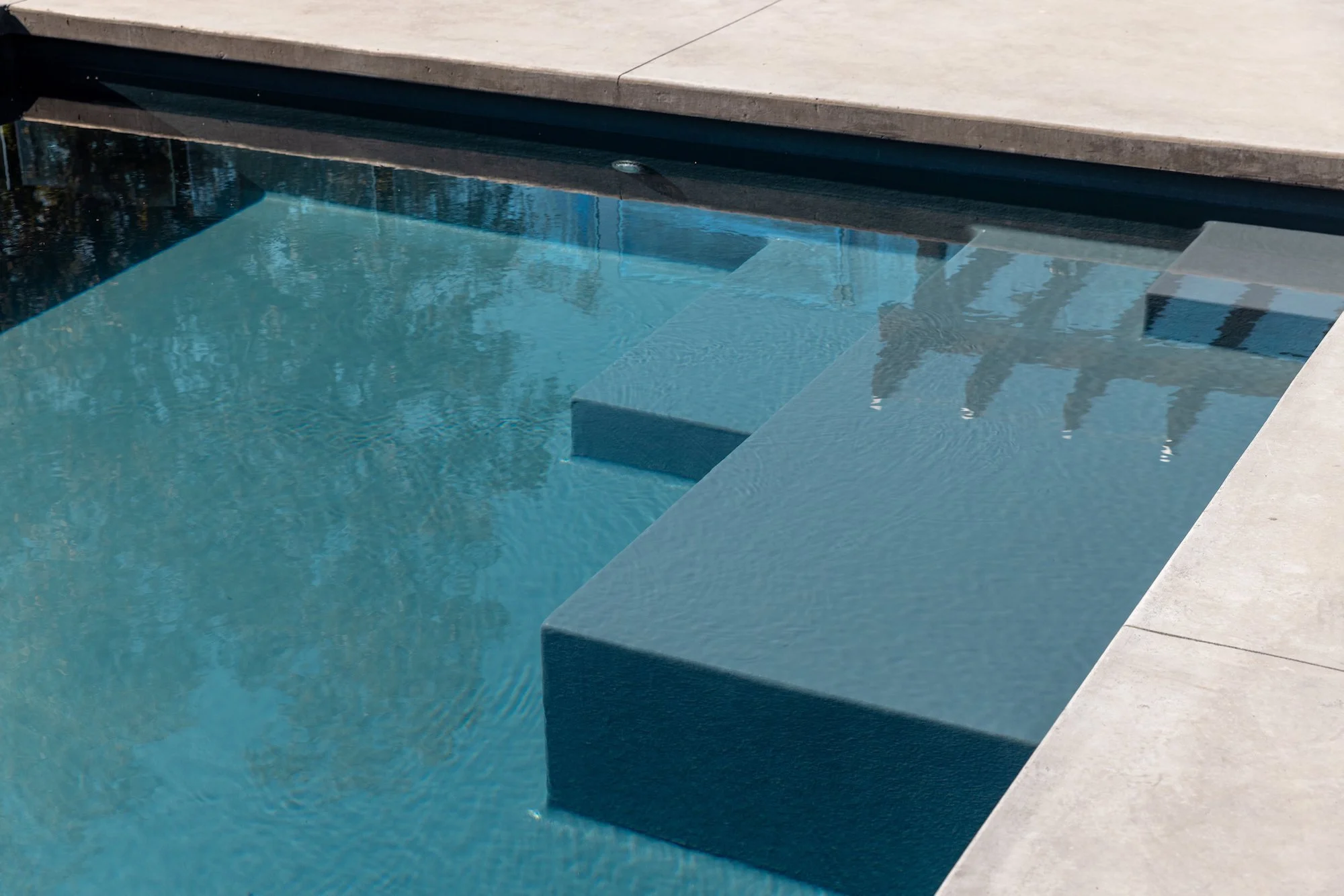 Meticulous Design Choices Make for an effortless Polish — Mayfair Pools ...