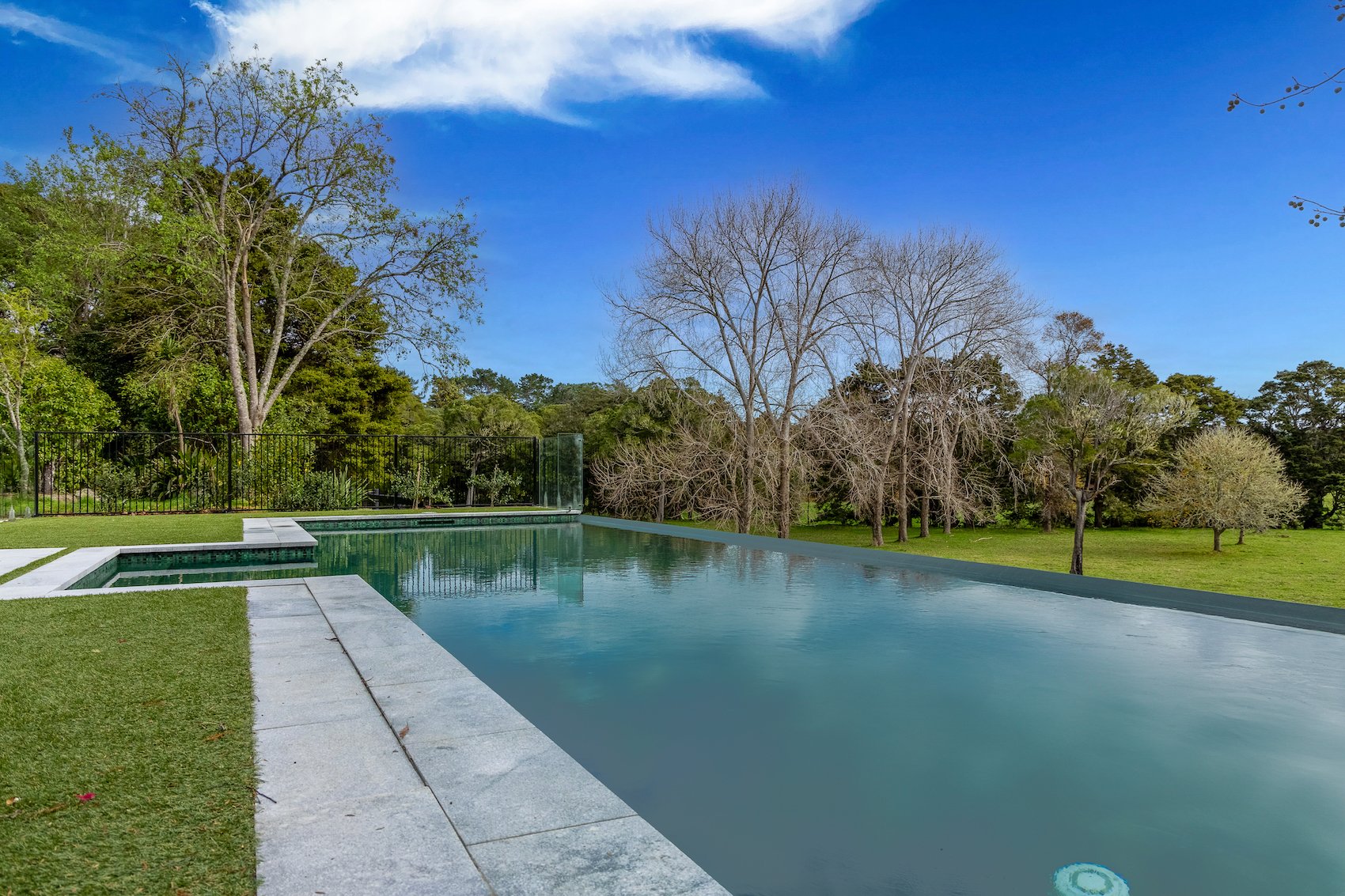 Waimauku_New Build_Designer Pools_2 copy.jpg