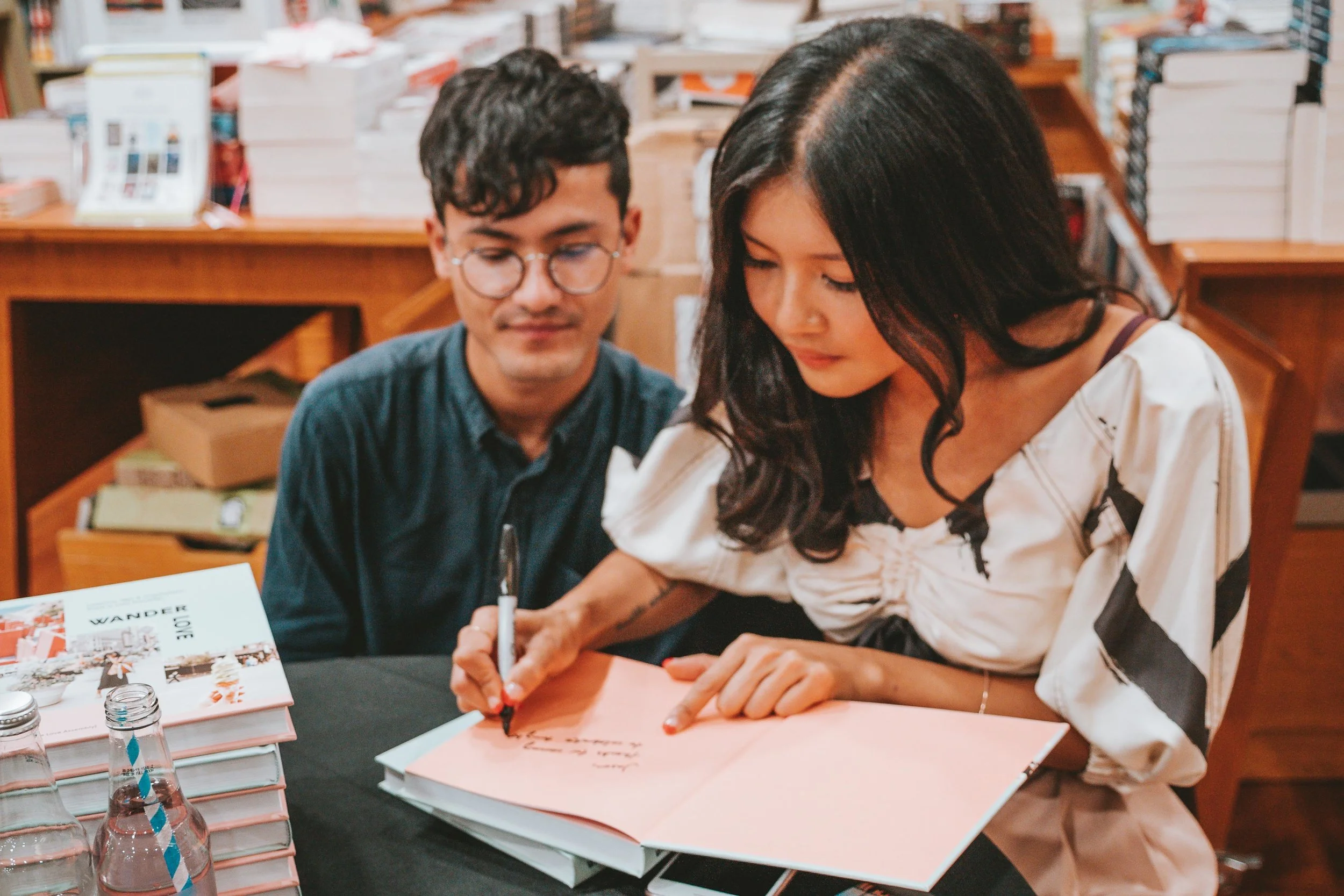 wanderlove travel solo work purpose book