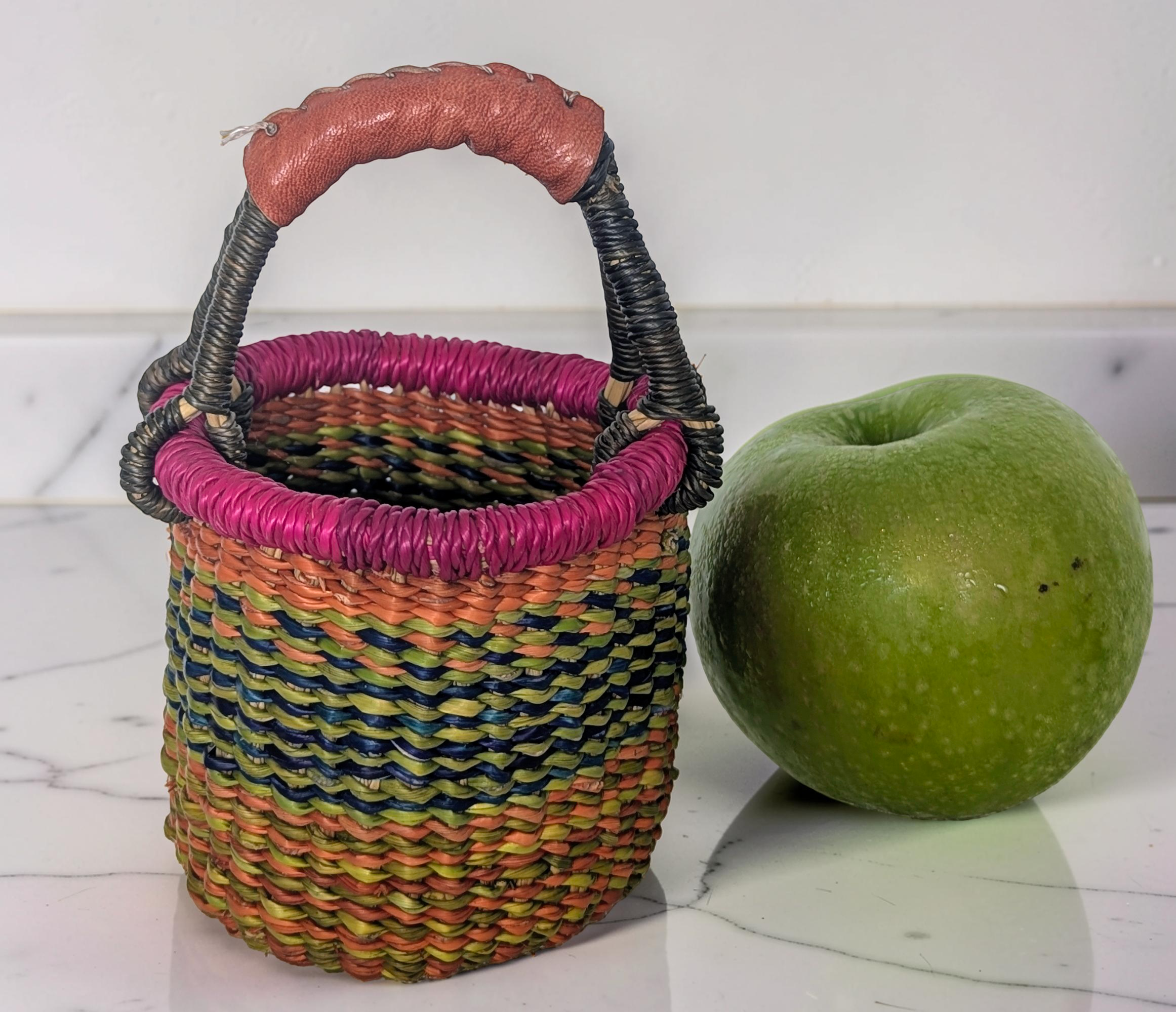 Baby Round Basket 07