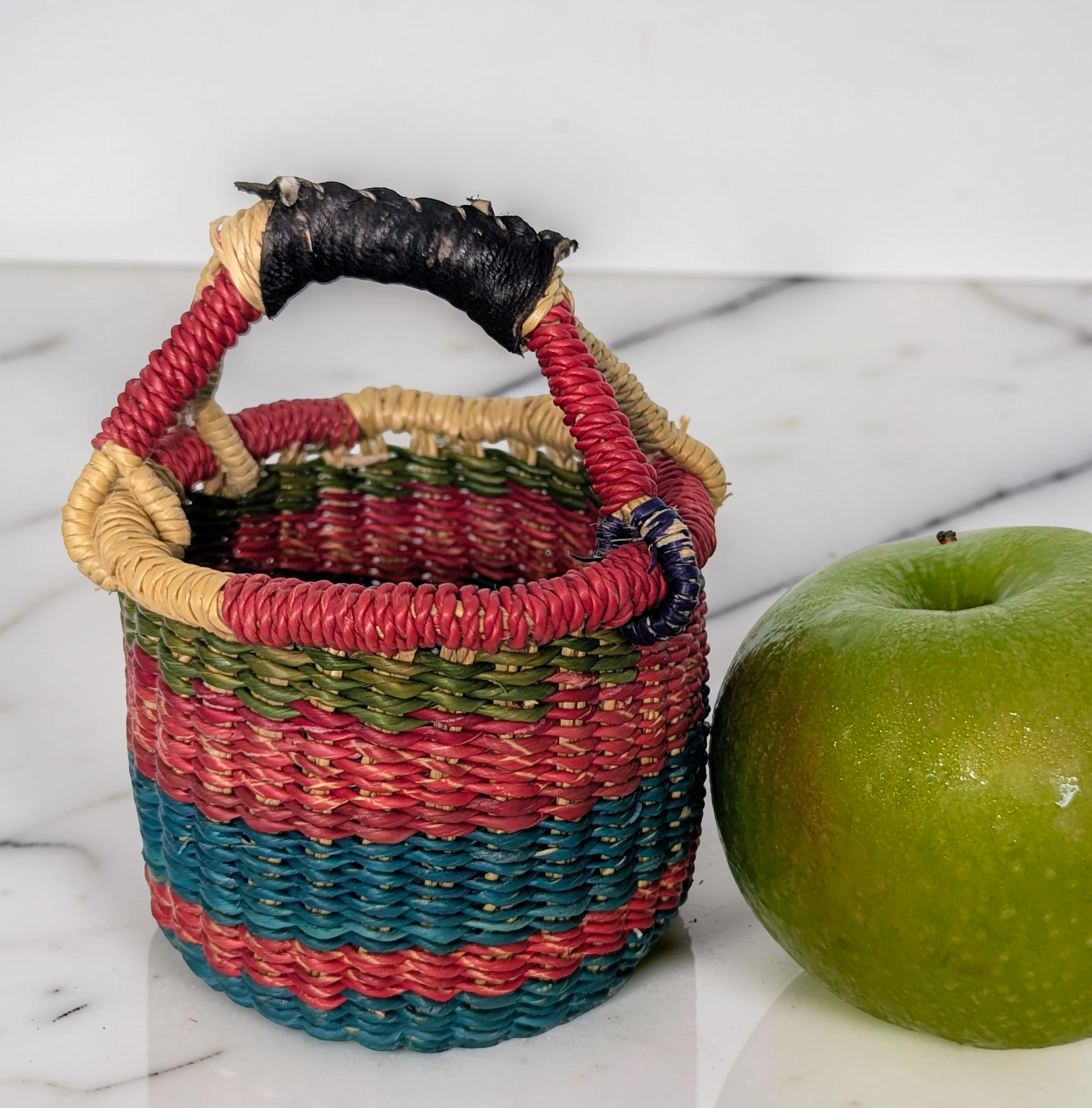 Baby Round Basket 02