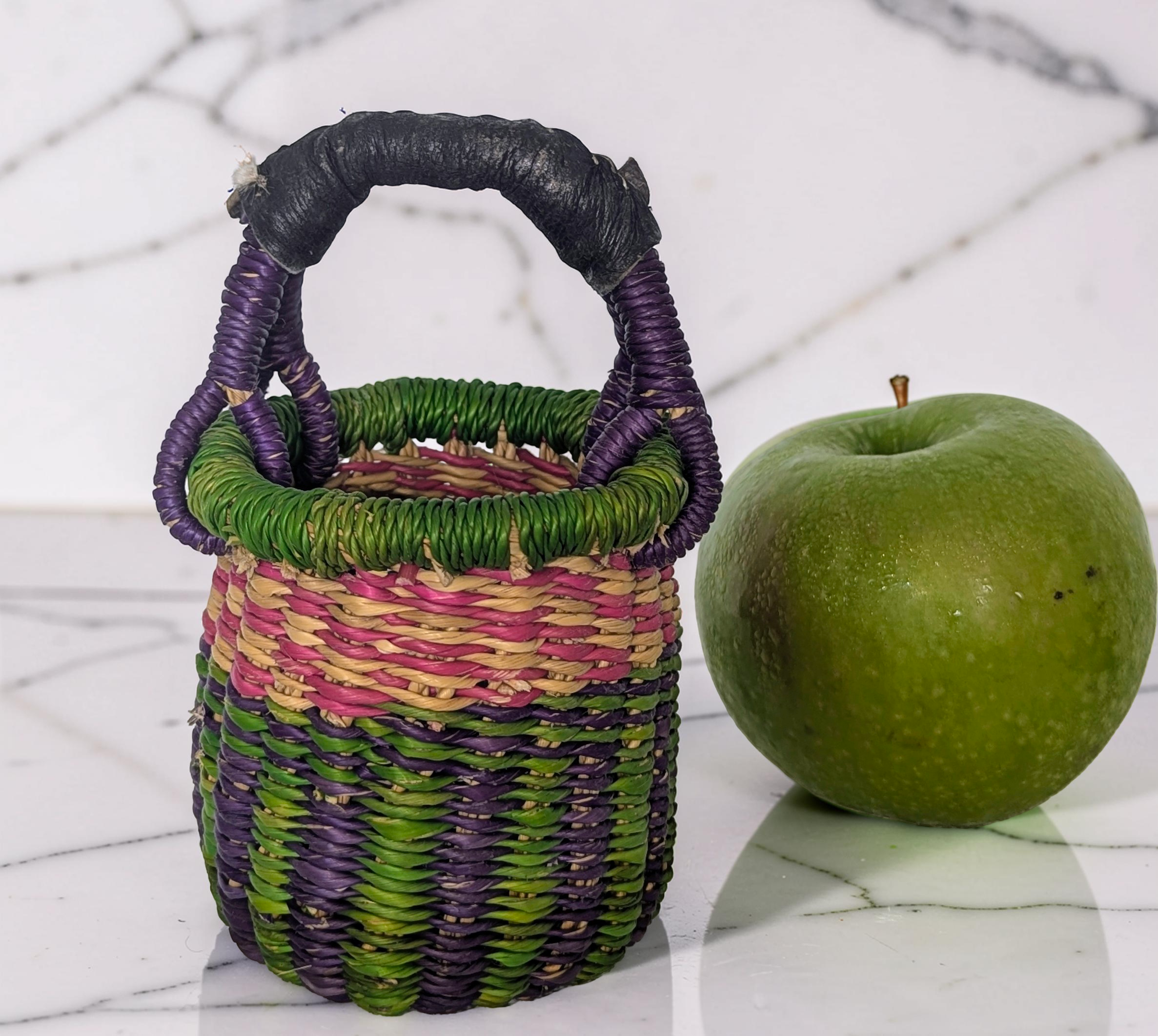 Baby Round Basket 08