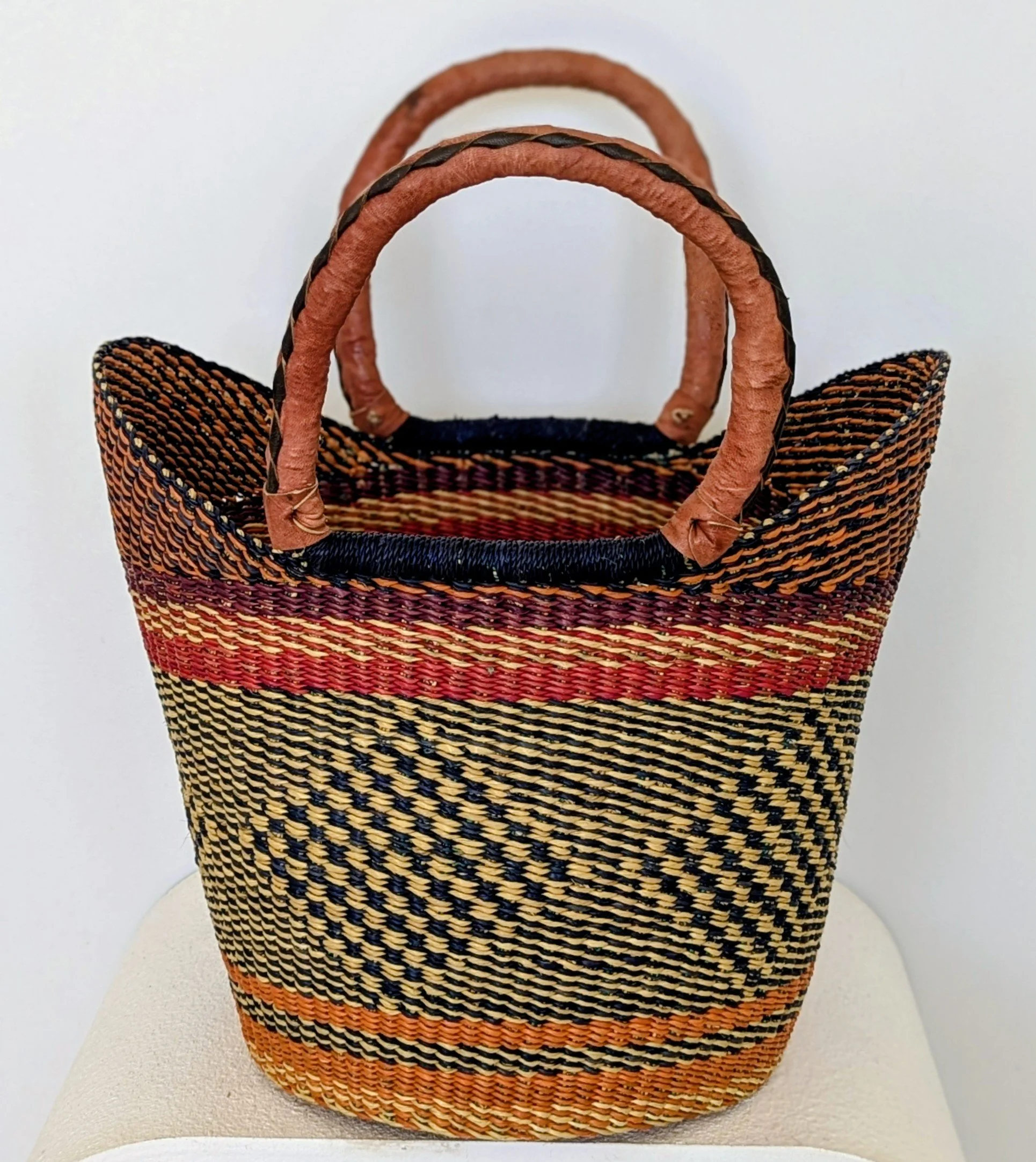 Medium U-Shopper 13